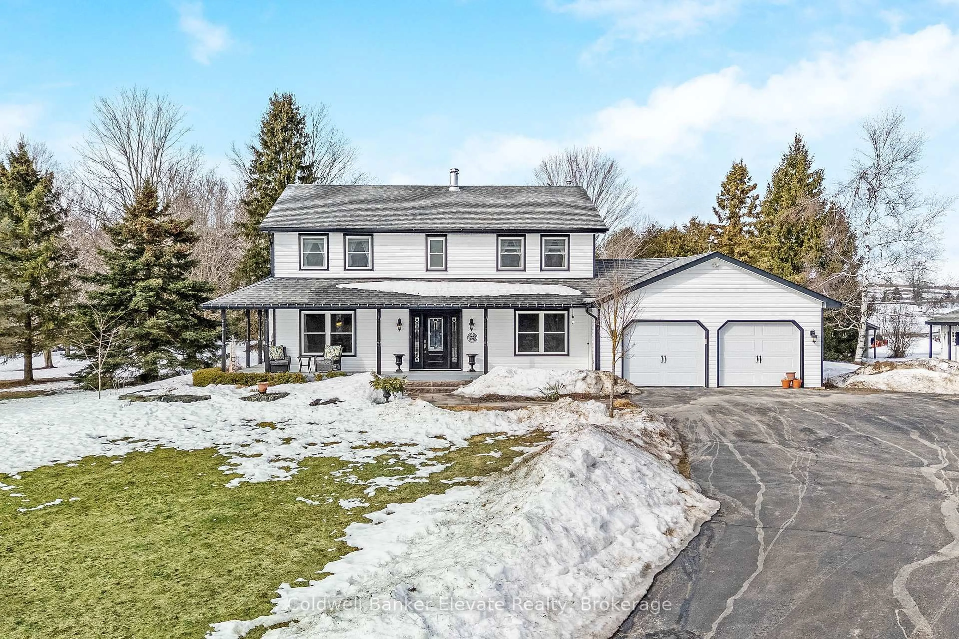 A pic from outside/outdoor area/front of a property/back of a property/a pic from drone, street for 213136 10th Line, Amaranth Ontario L9W 0G4