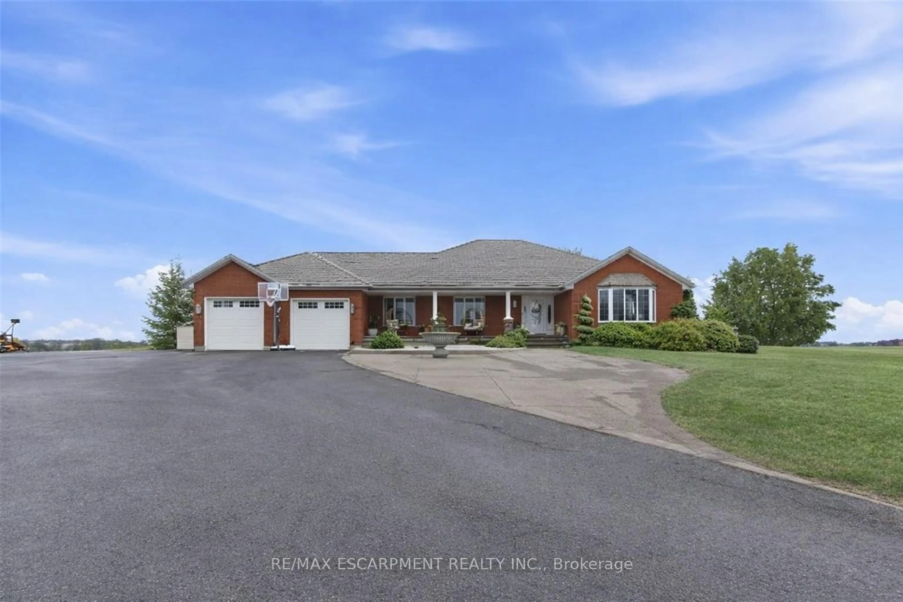 Home with brick exterior material, street for 3810 River Rd, Haldimand Ontario N3W 2K7