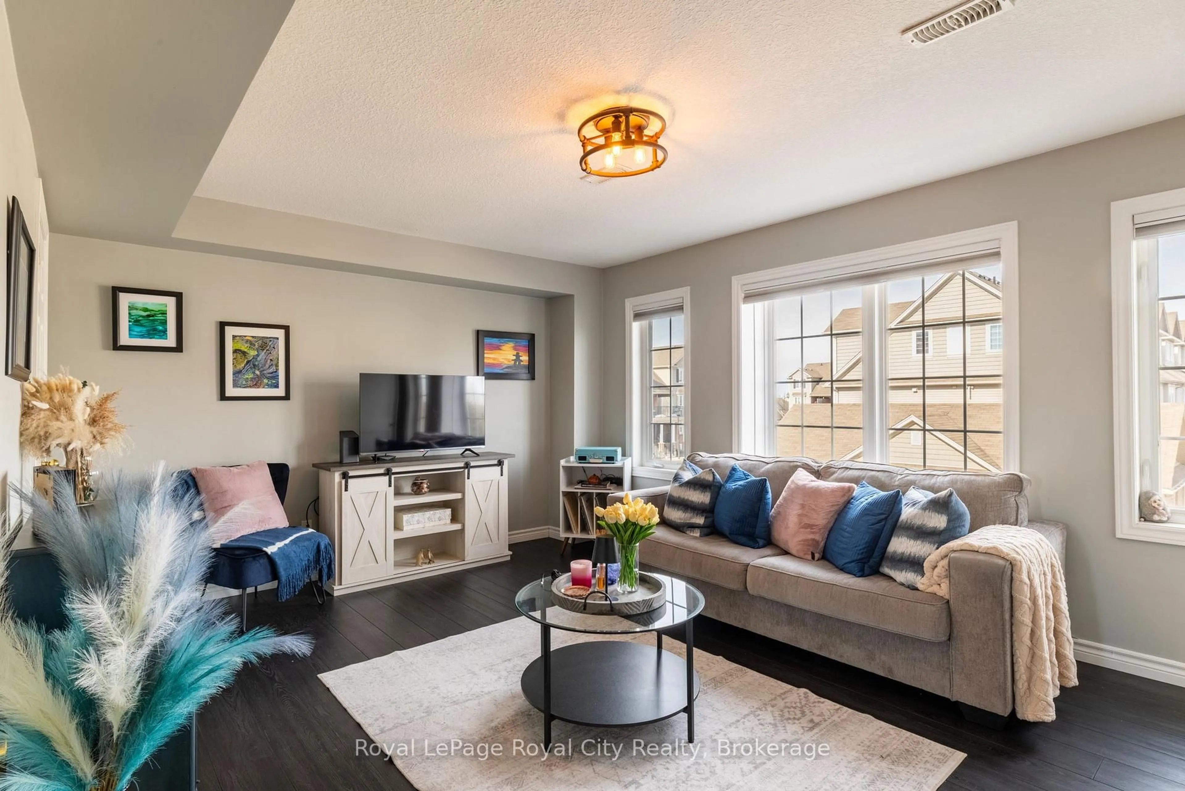 Living room with furniture, unknown for 638 Woodlawn Rd #B, Guelph Ontario N1E 0K4