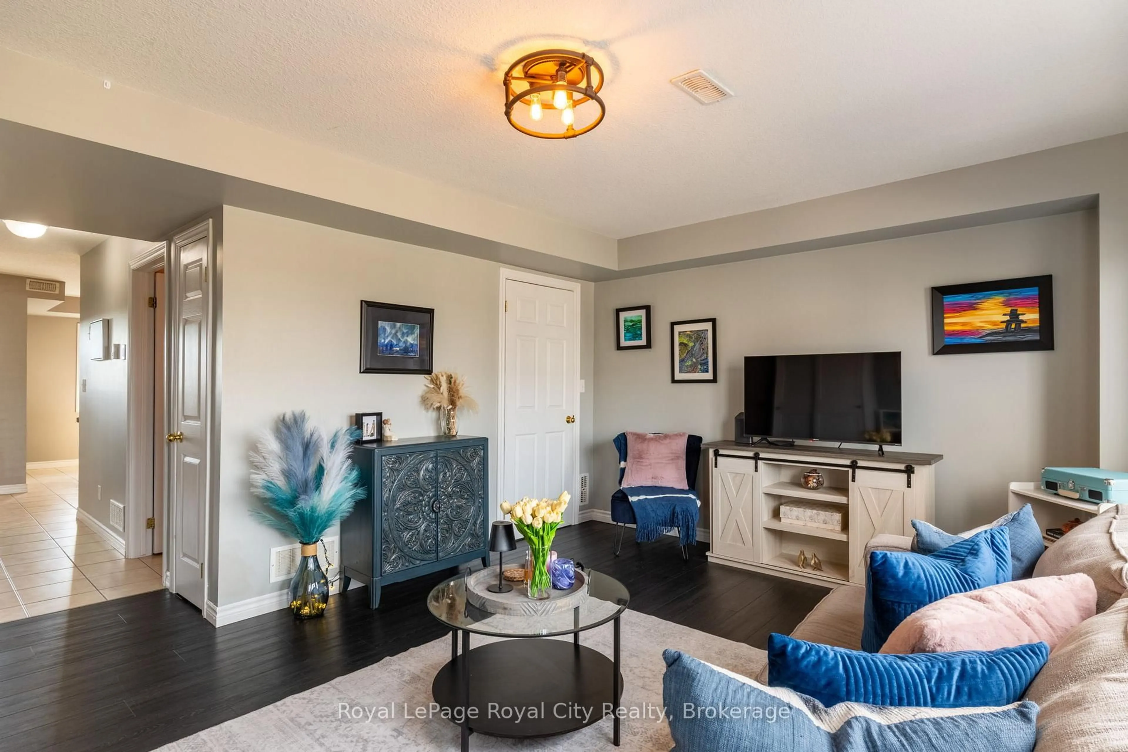 Living room with furniture, unknown for 638 Woodlawn Rd #B, Guelph Ontario N1E 0K4