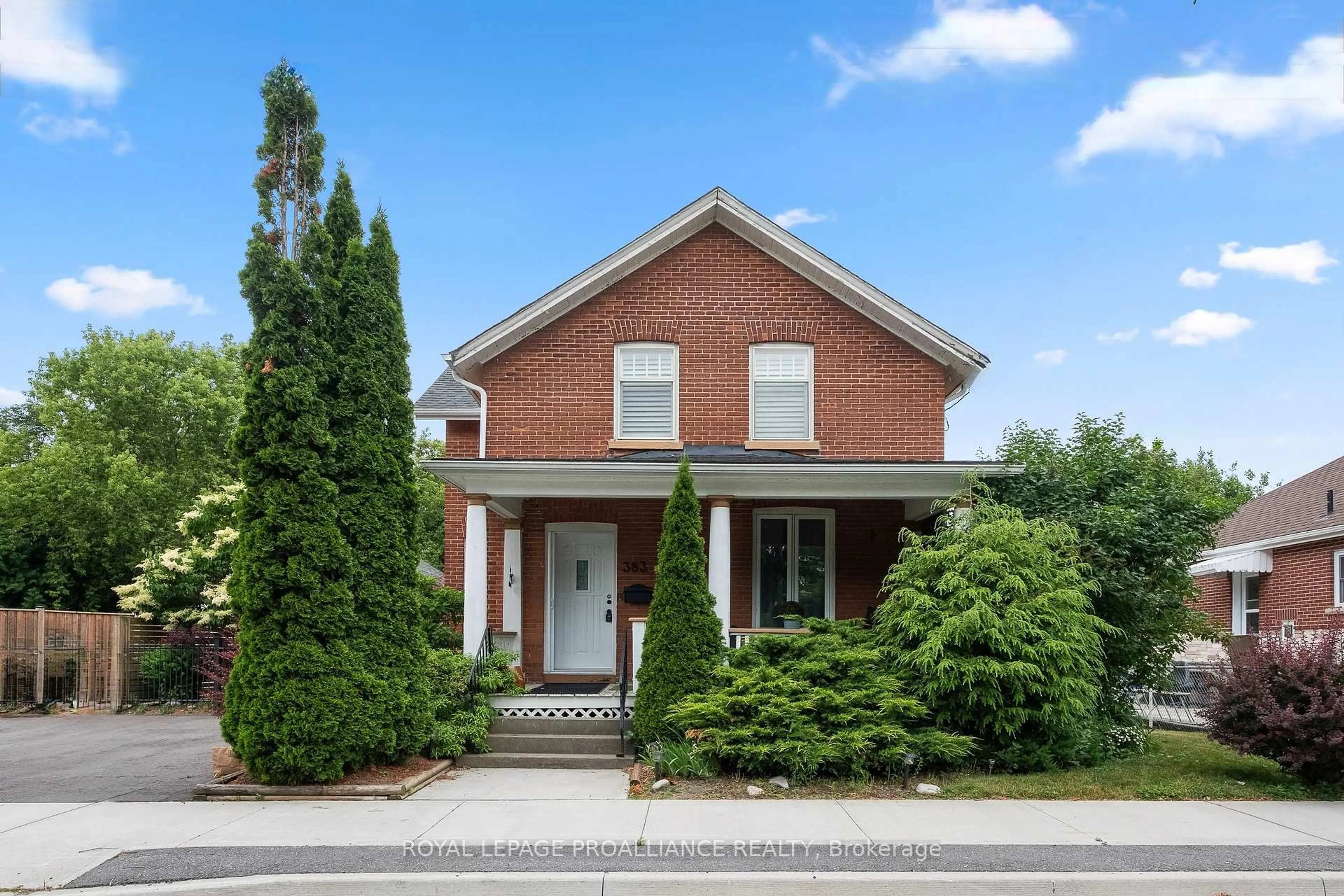 Home with brick exterior material, street for 383 Mathew St, Cobourg Ontario K9A 3E6