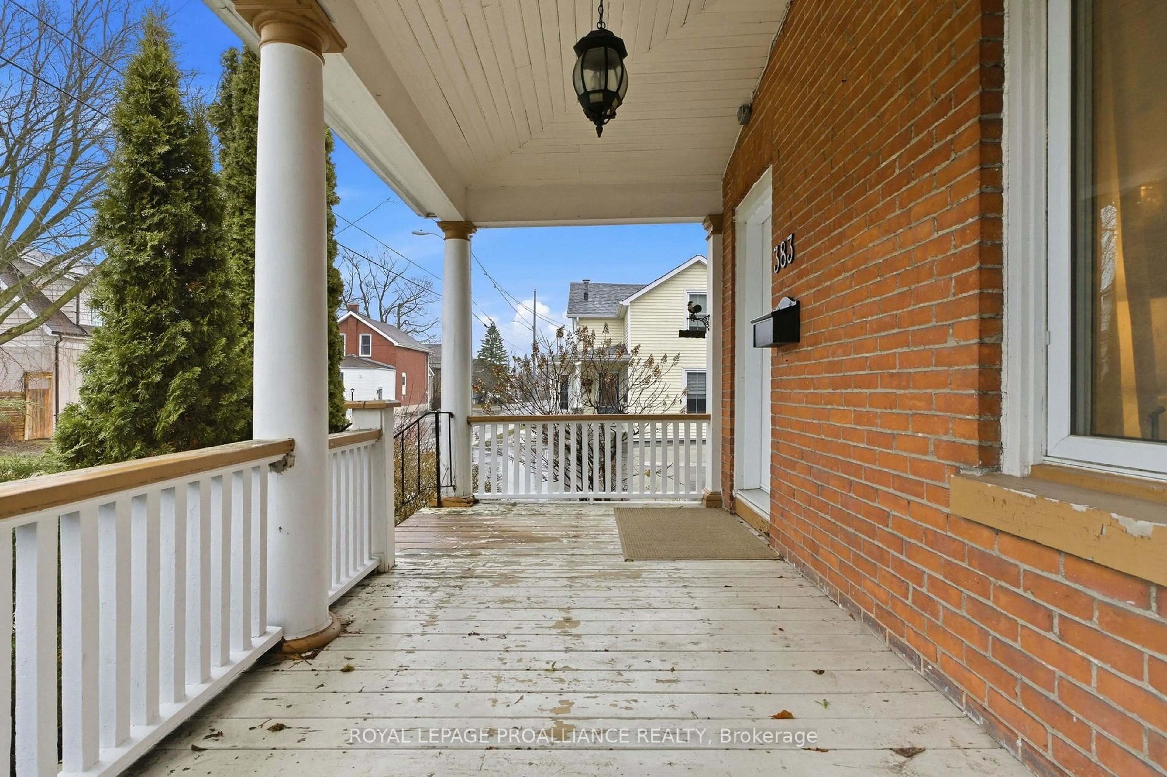 Patio, street for 383 Mathew St, Cobourg Ontario K9A 3E6