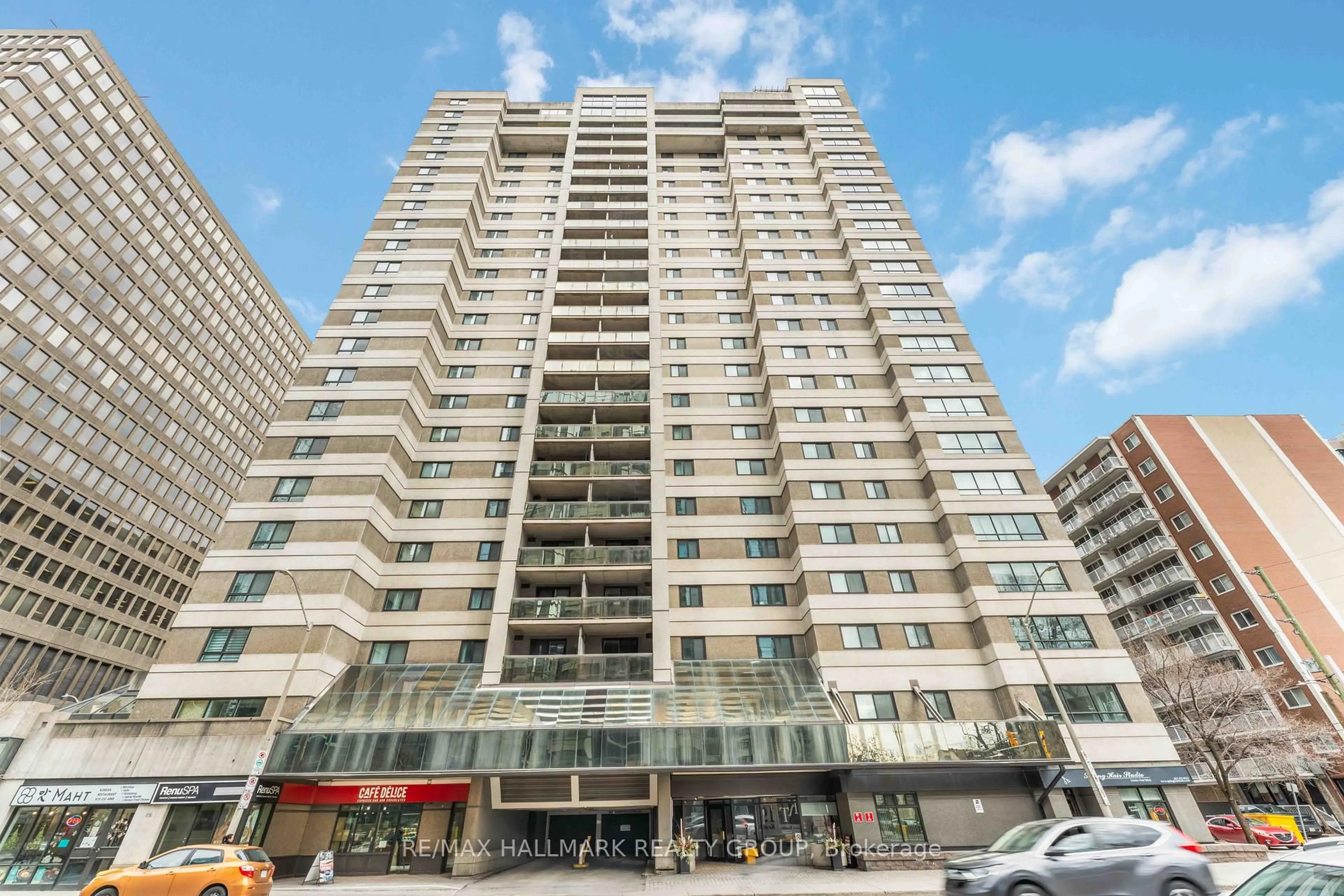 Unknown for 199 Kent St #1804, Ottawa Ontario K2P 2K8