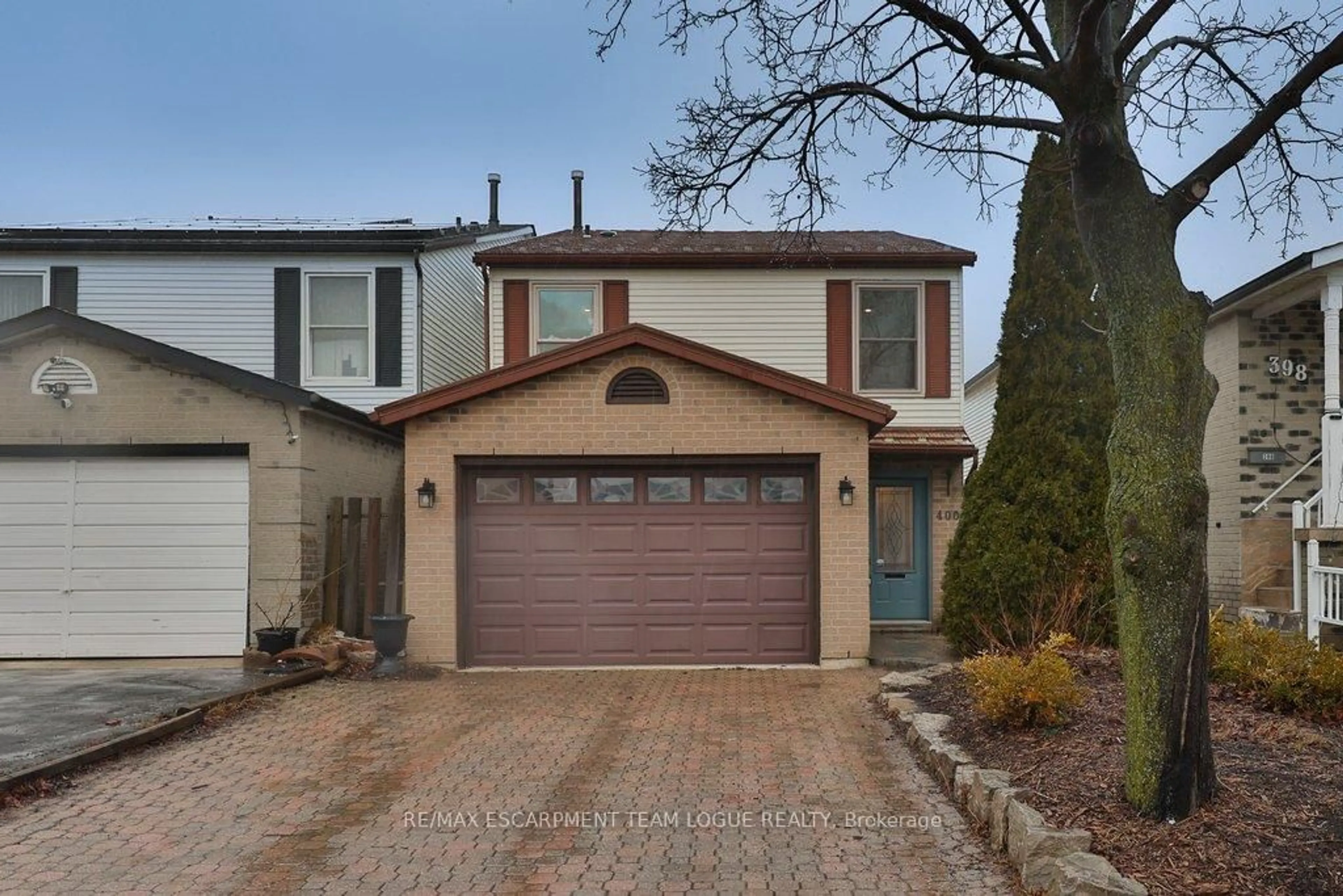 Home with brick exterior material, street for 400 East 24th St, Hamilton Ontario L8V 4V3