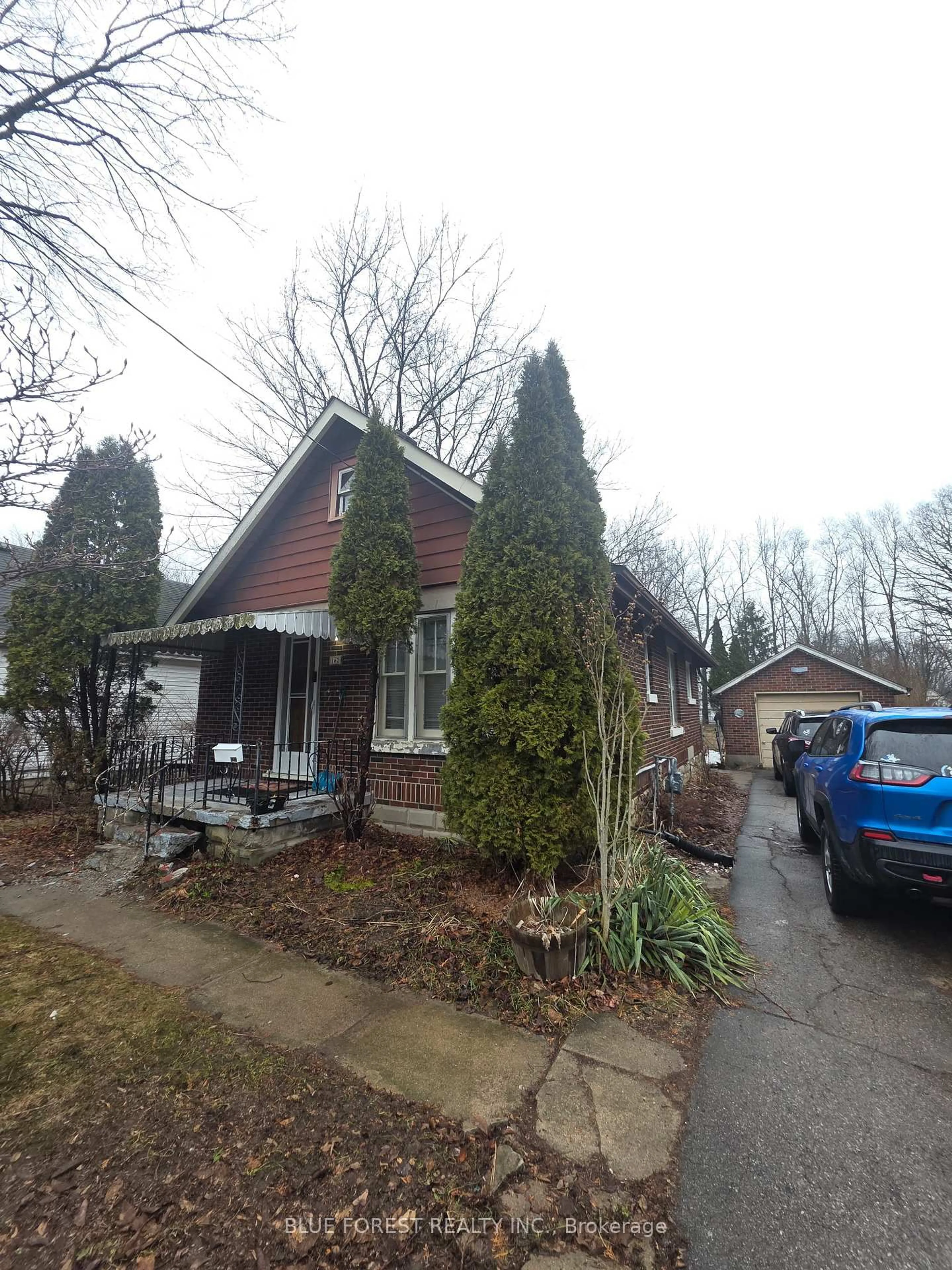 Unknown for 162 Wildwood Ave, London South Ontario N6J 1A9