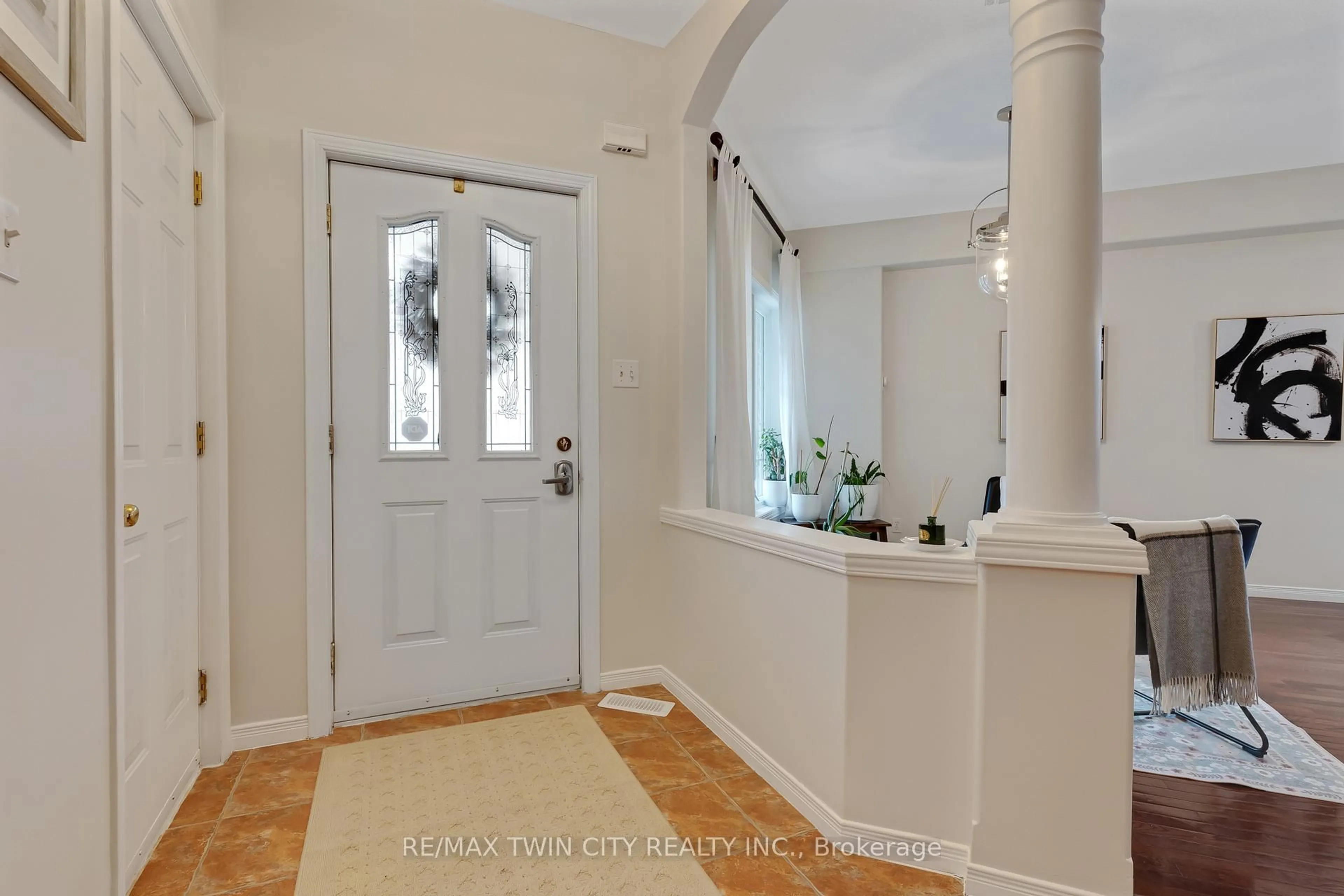 Unknown for 116 Lena Cres, Cambridge Ontario N1R 8P5