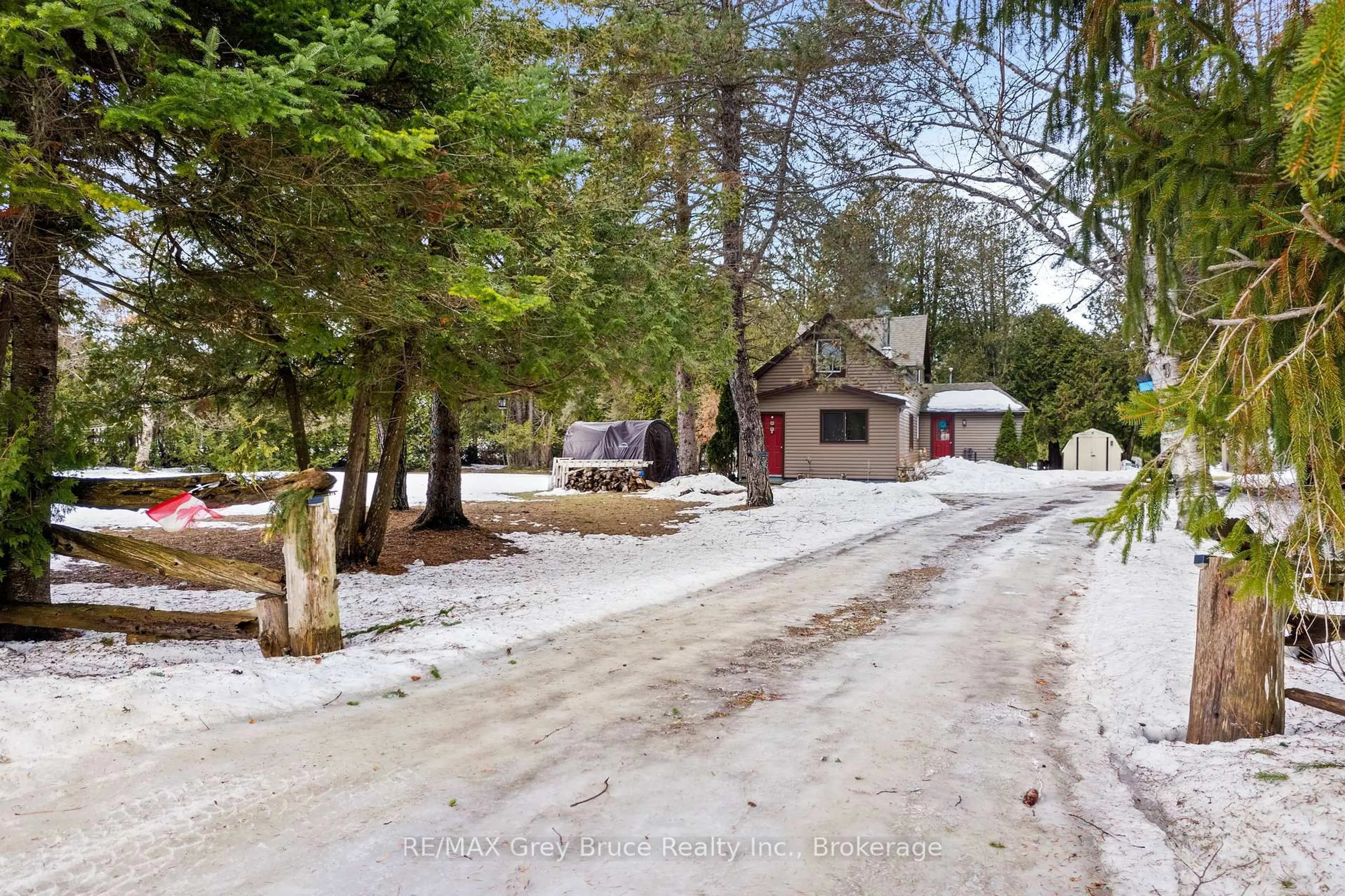 Unknown for 1201 Highway 6, South Bruce Peninsula Ontario N0H 1X0