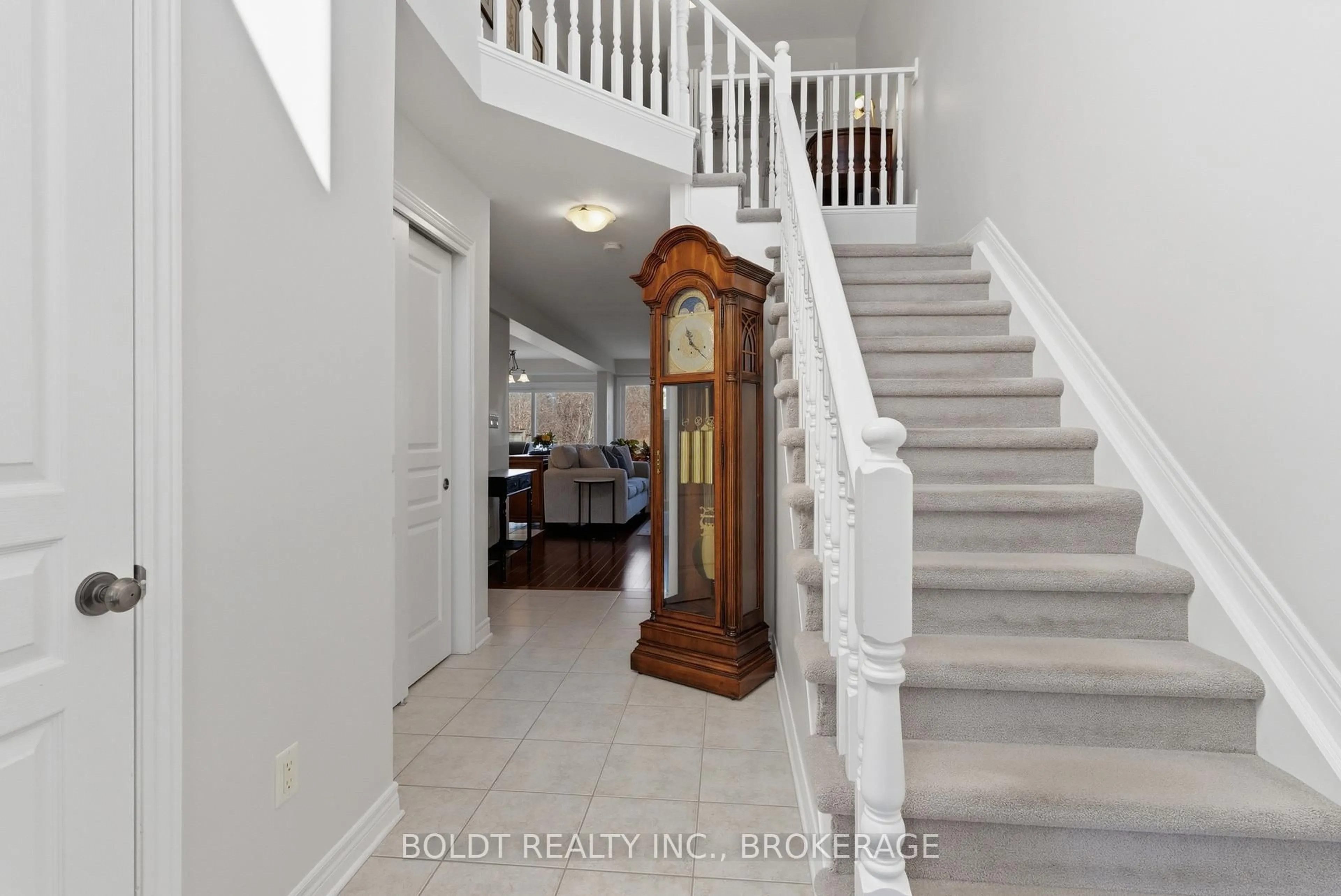 Unknown for 153 McBride Dr, St. Catharines Ontario L2S 4E2