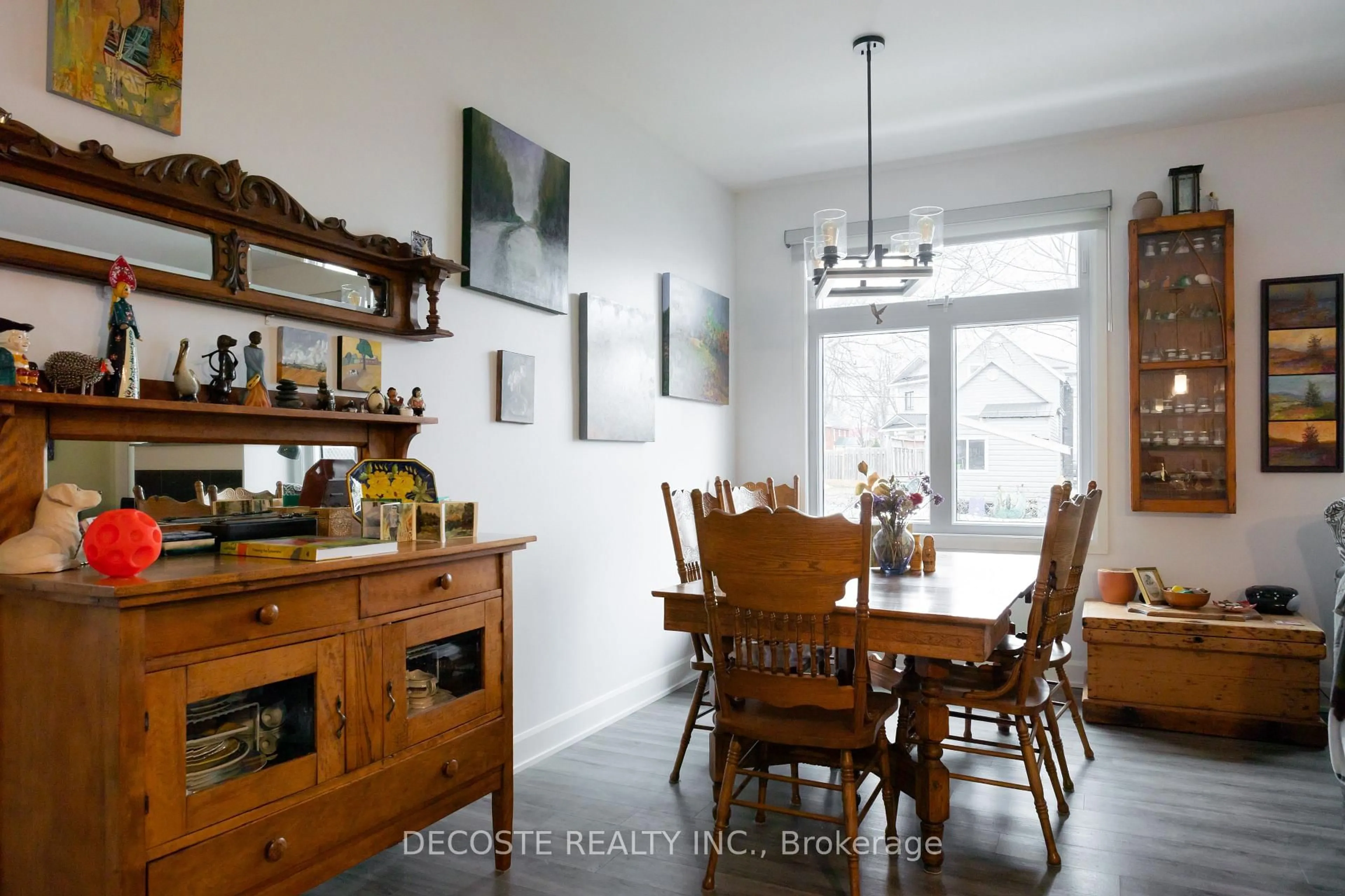 Dining room, wood/laminate floor for 12 Elgin St, North Glengarry Ontario K0C 1A0