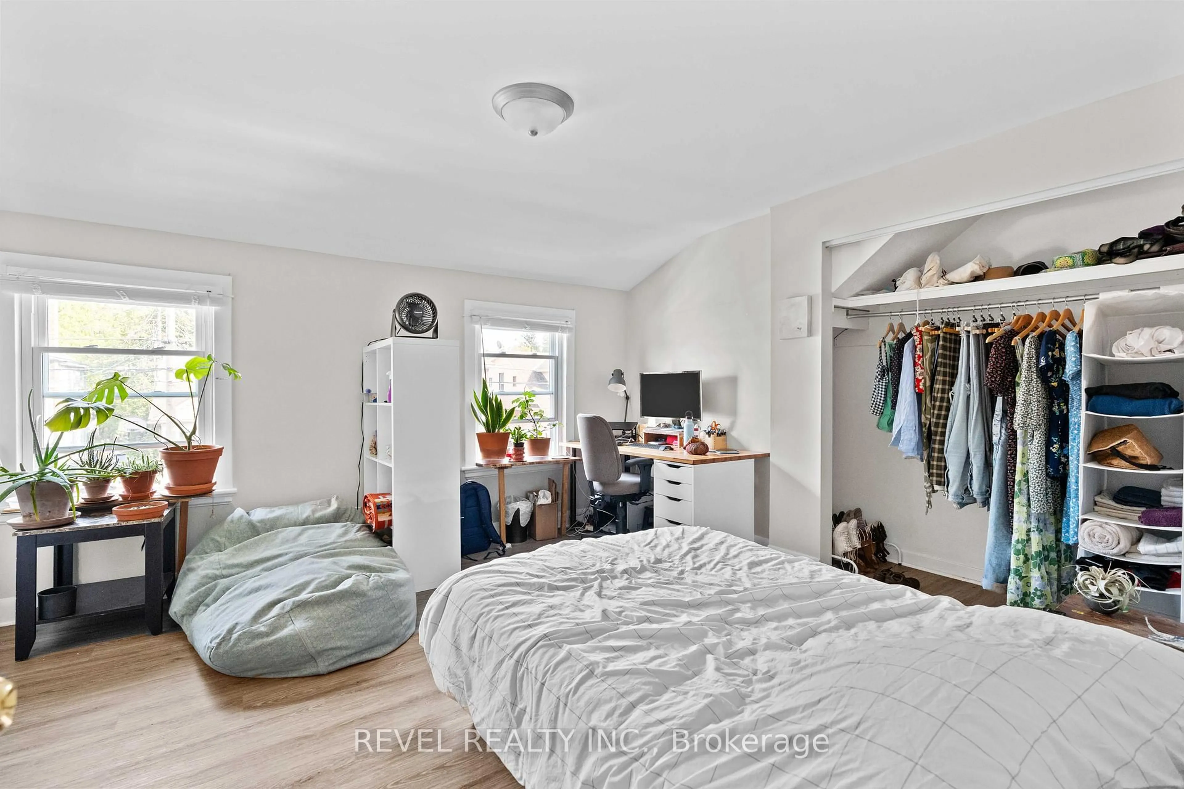 Bedroom with bed, unknown for 33 Cline Ave, Hamilton Ontario L8S 3Z3