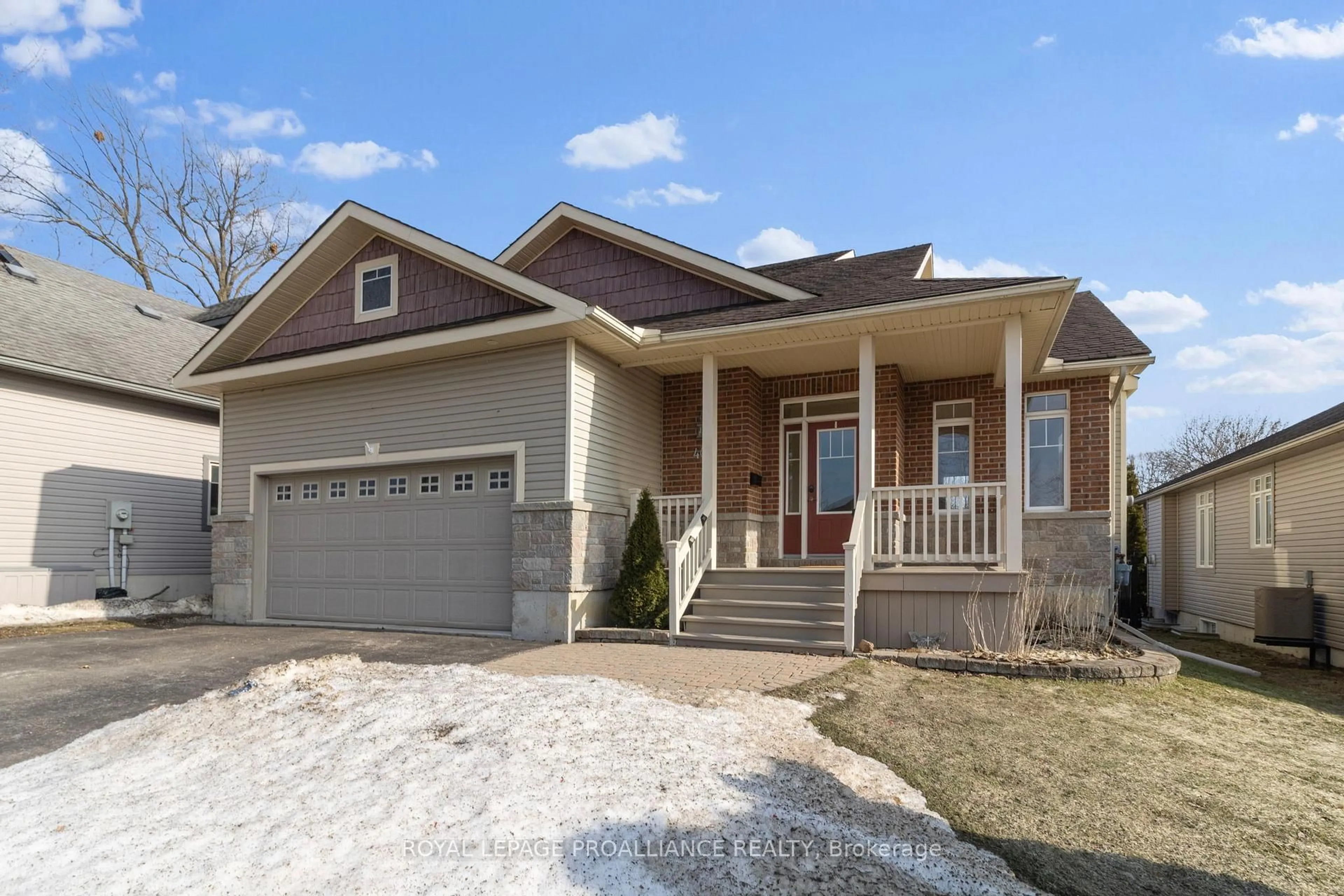 Home with brick exterior material, street for 403 Brock St, Brockville Ontario K6V 6E8