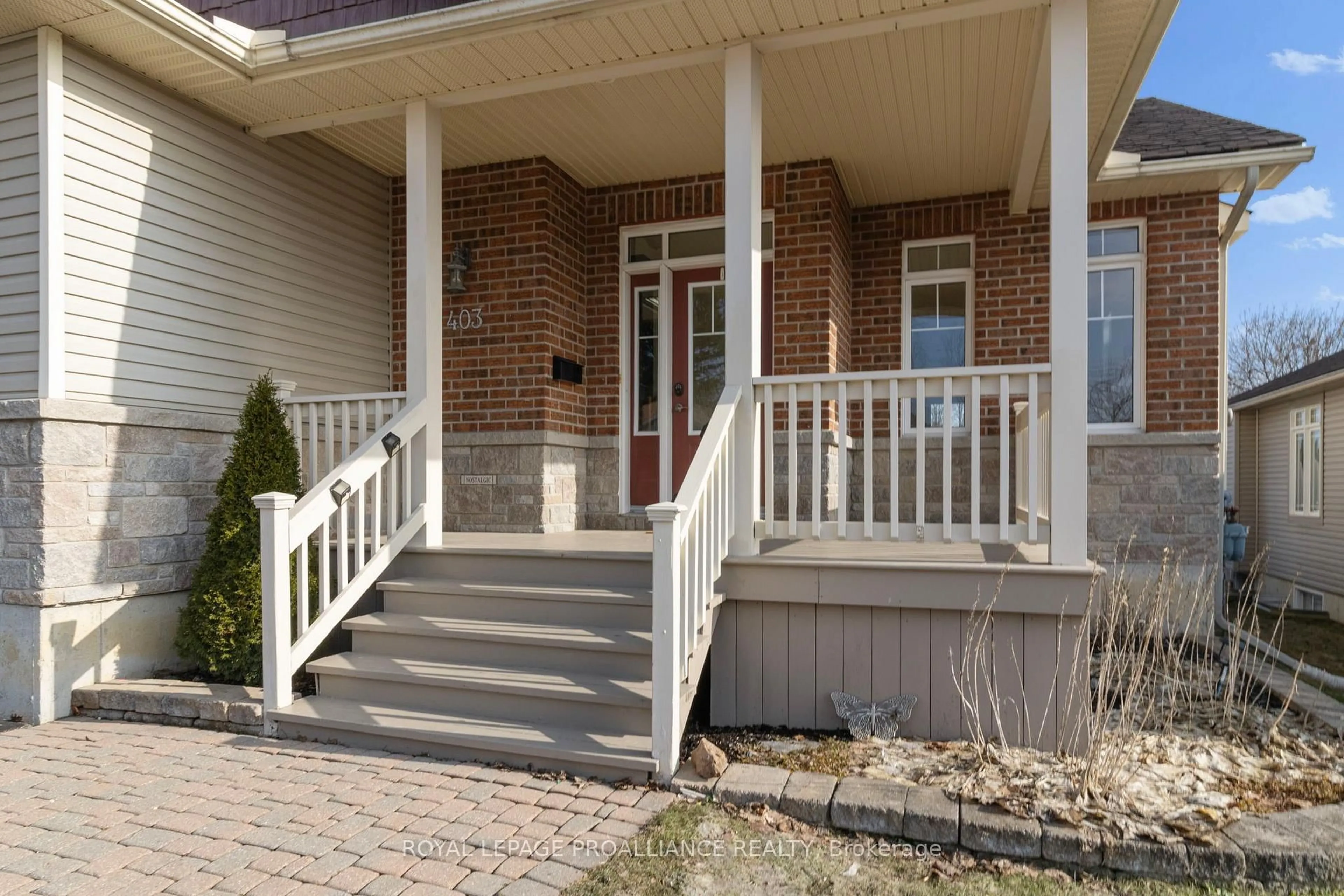 Unknown for 403 Brock St, Brockville Ontario K6V 6E8