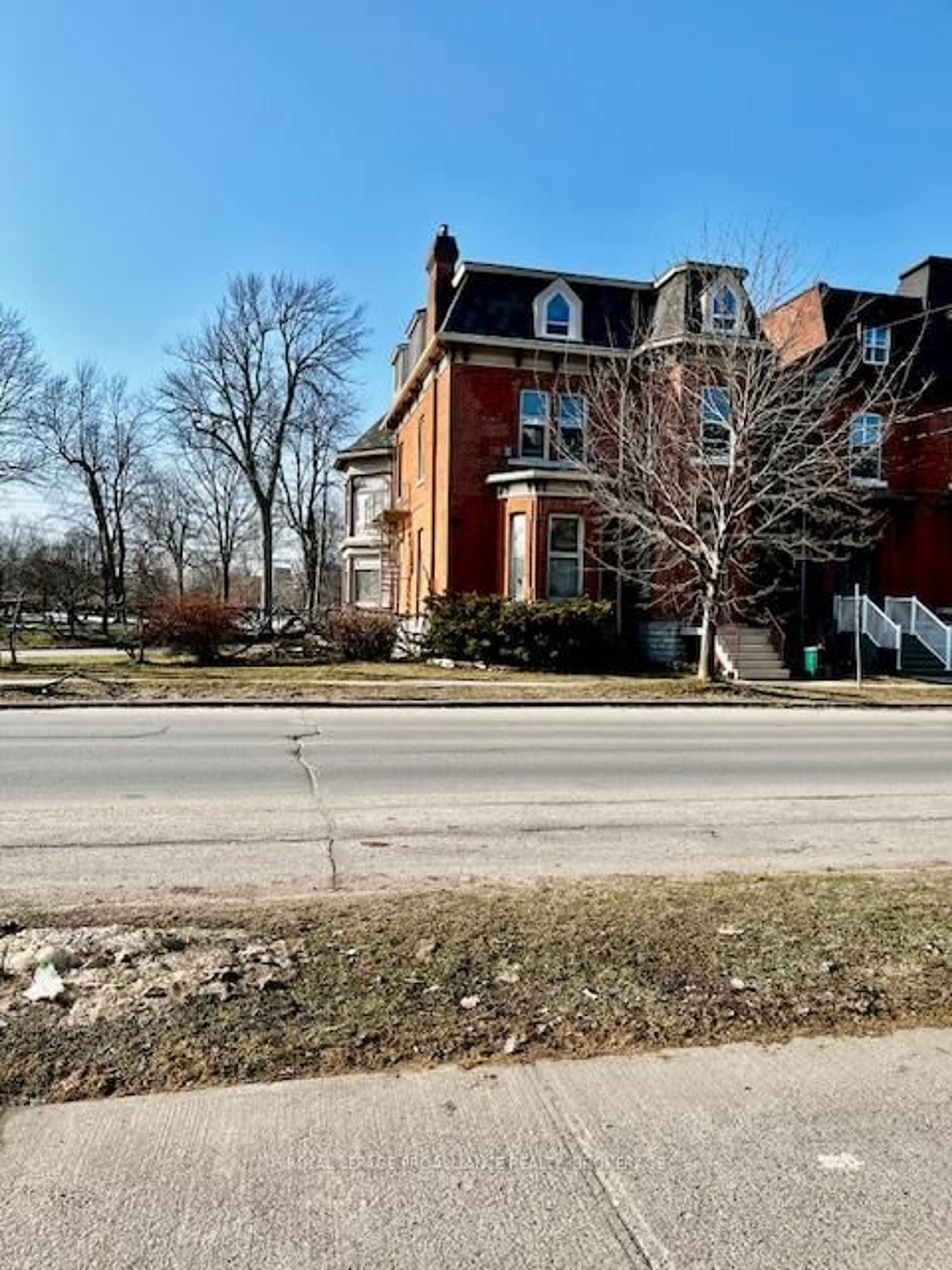 Home with brick exterior material, street for 130 King St, Kingston Ontario K7L 3A1