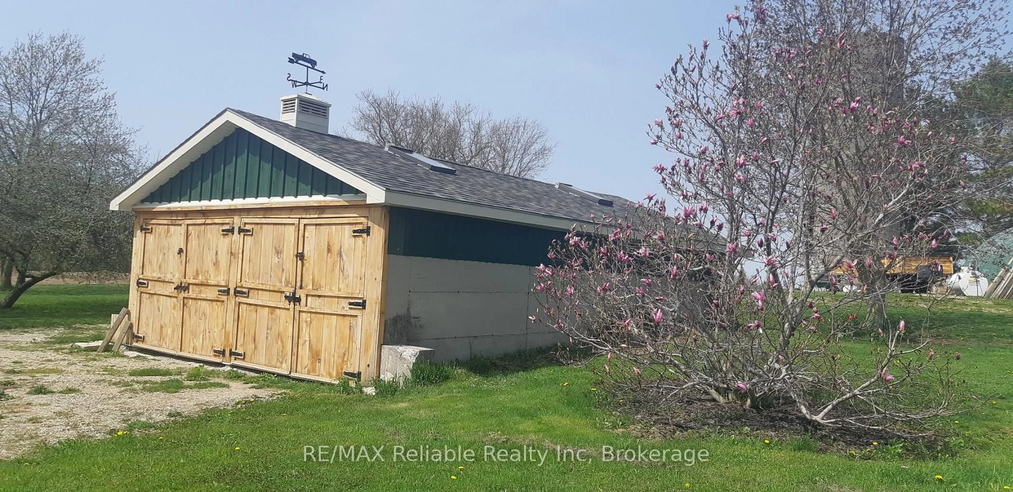 Shed for 84523 Martin Line, Morris Turnberry Ontario N0G 1H0