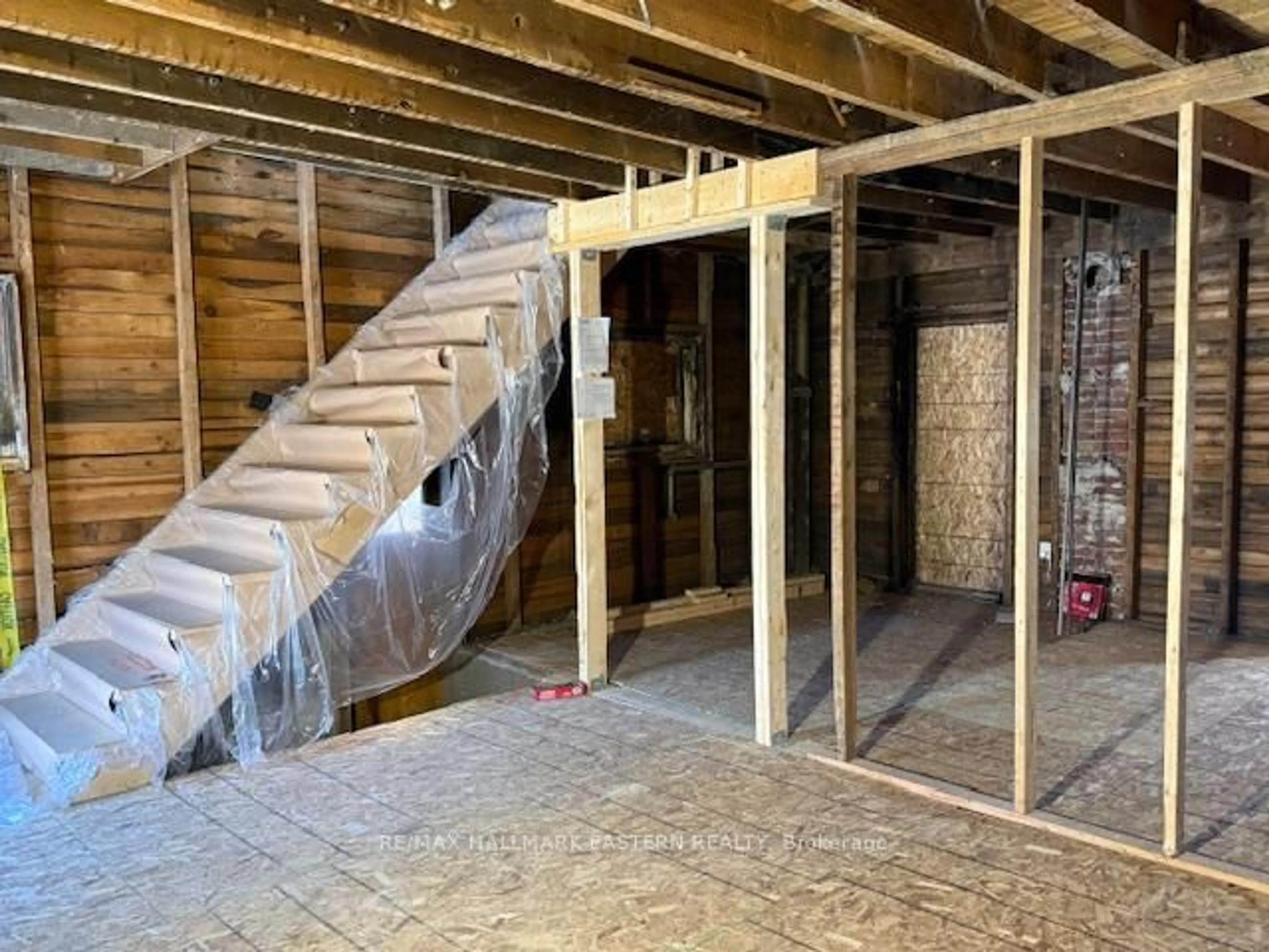 A pic of a room for 585 Bolivar St, Peterborough Ontario K9J 4R9