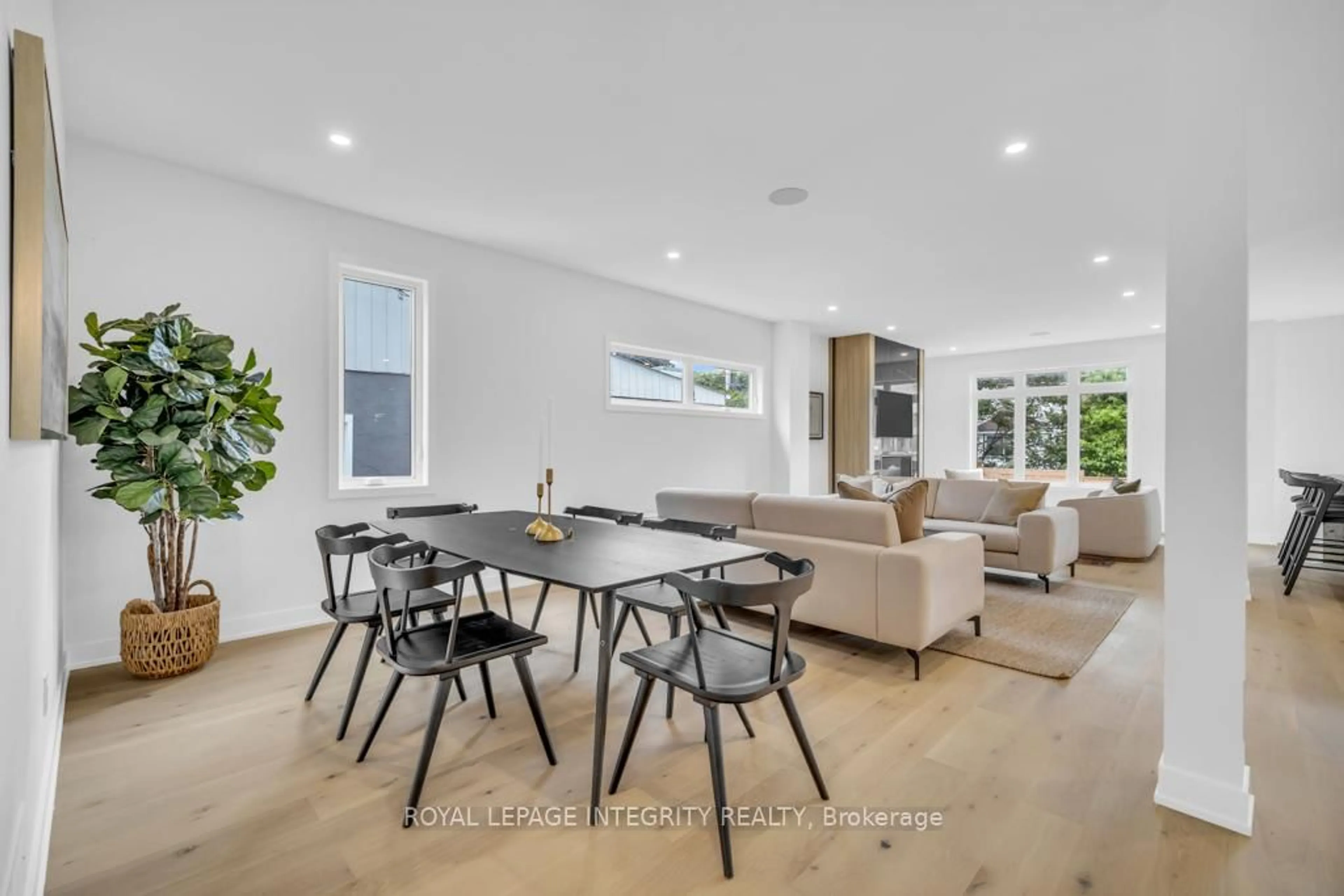 Open concept kitchen, unknown for 278 Spencer St, Ottawa Ontario K1Y 2R2