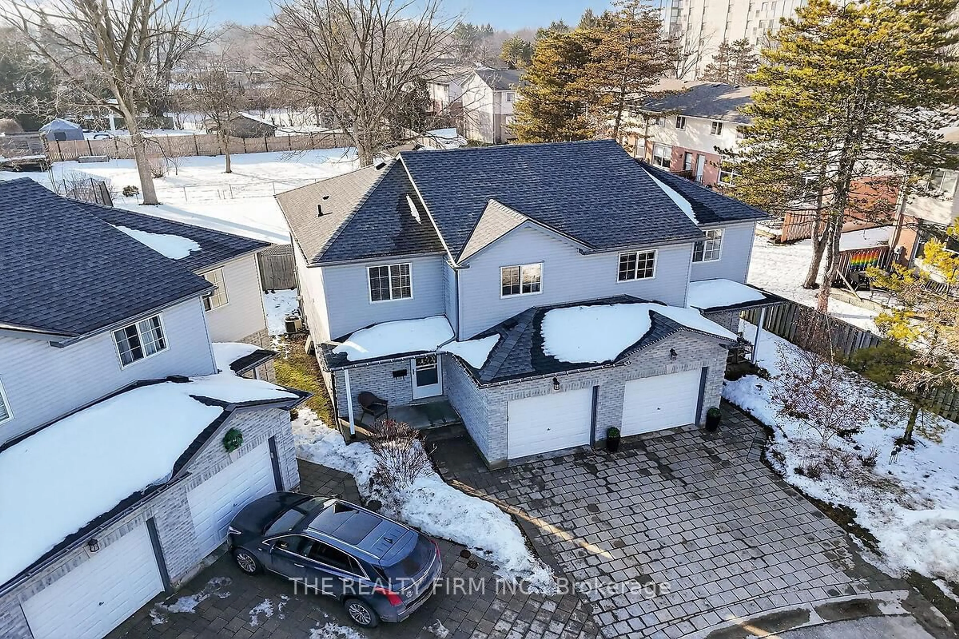 A pic from outside/outdoor area/front of a property/back of a property/a pic from drone, unknown for 767 Wharncliffe Rd #23, London South Ontario N6J 2N7