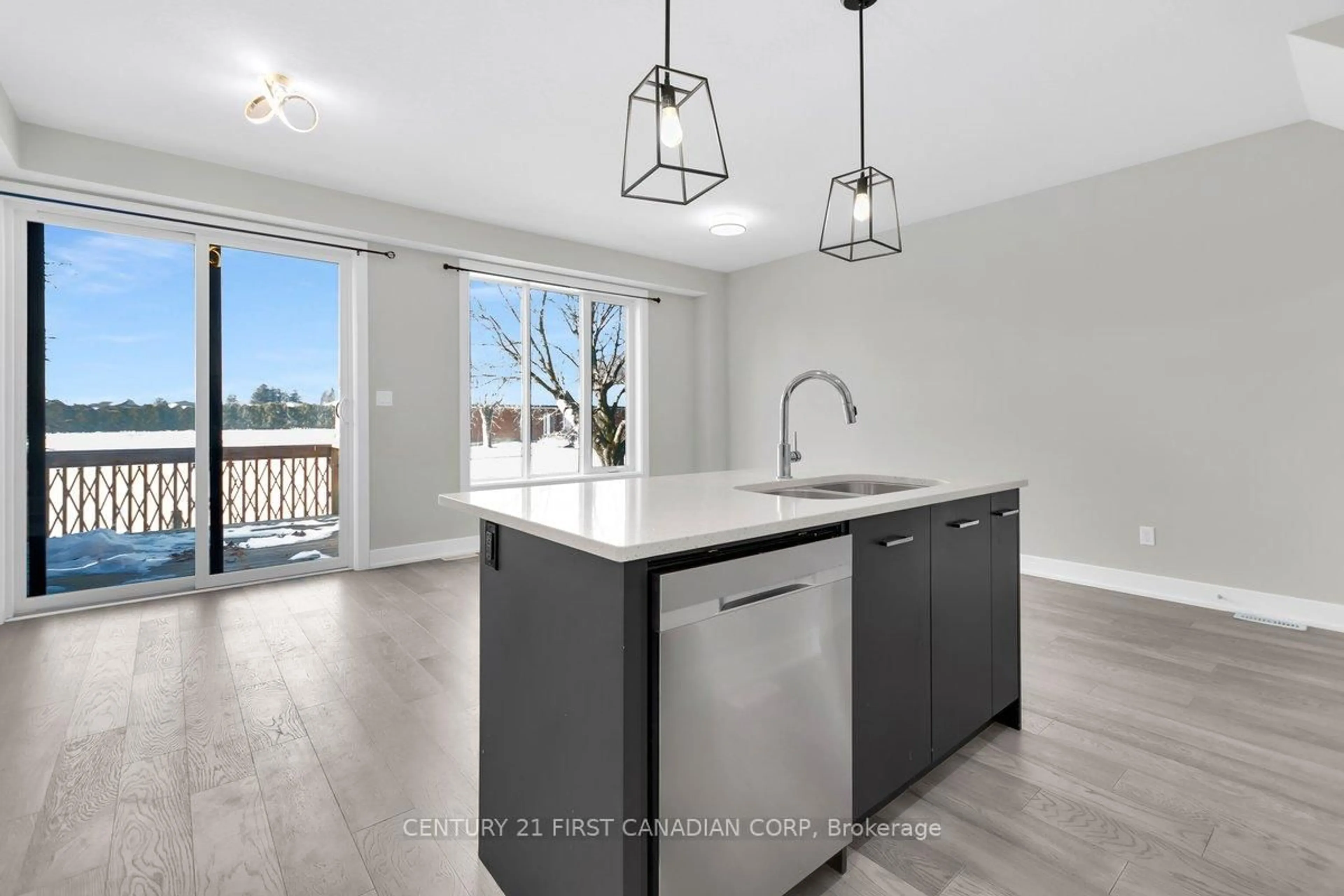 Open concept kitchen, unknown for 601 Lions Park Dr #21, Strathroy-Caradoc Ontario N0L 1W0