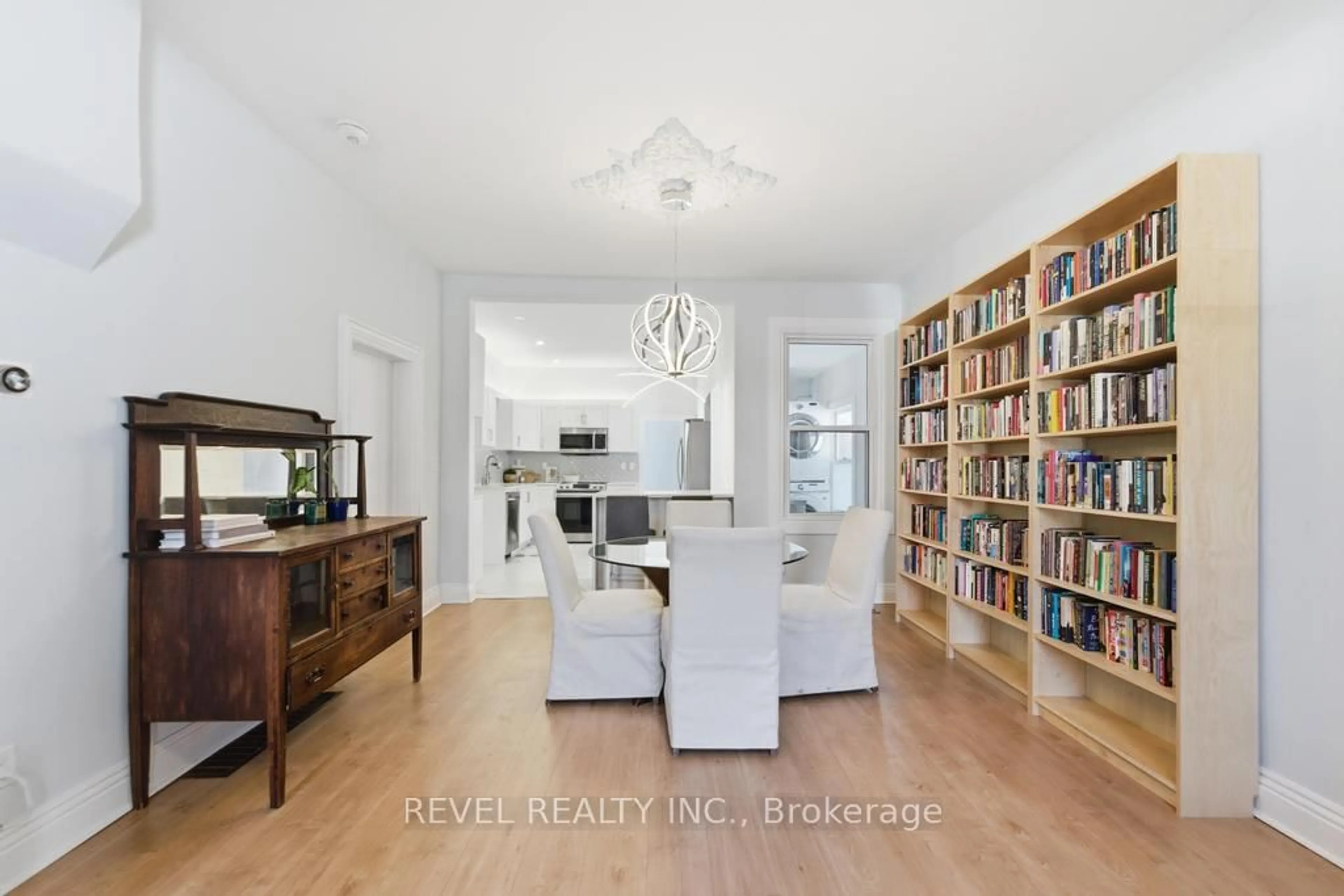 Unknown for 176 Wood St, Hamilton Ontario L8L 3Y9