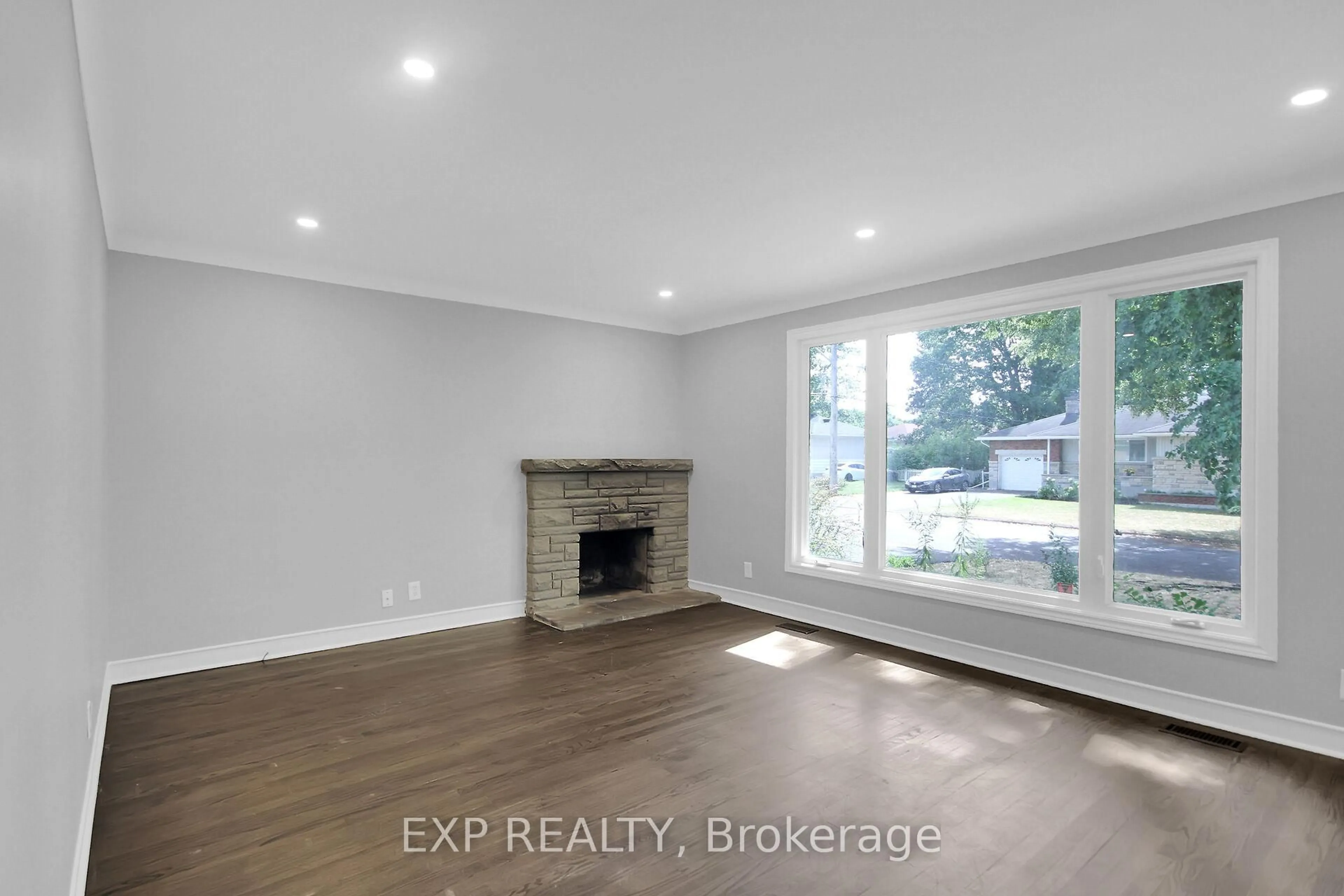 A pic of a room for 2247 Miramichi St, Ottawa Ontario K2C 0Z1