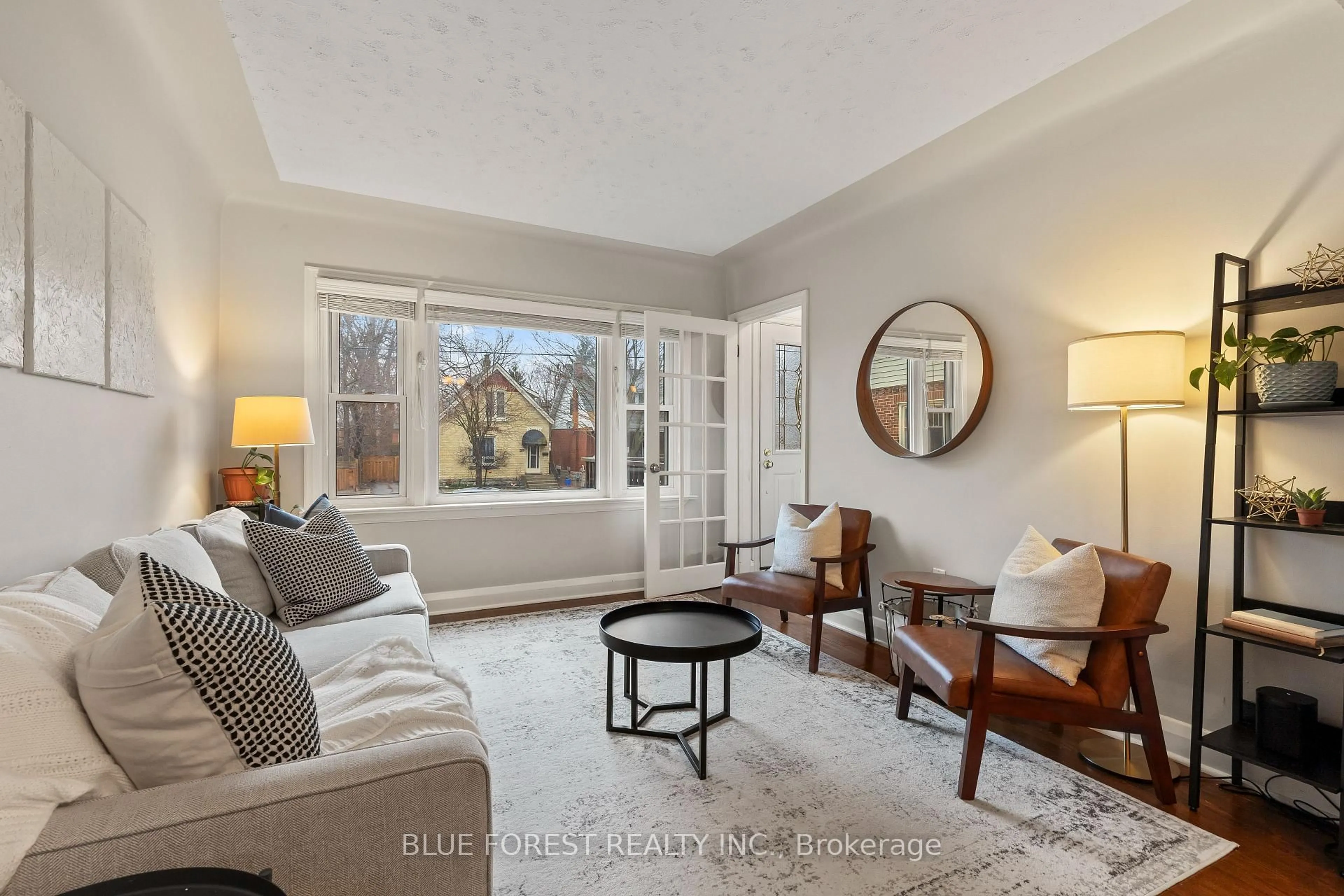 Living room with furniture, unknown for 325 Emery St, London South Ontario N6C 2E4