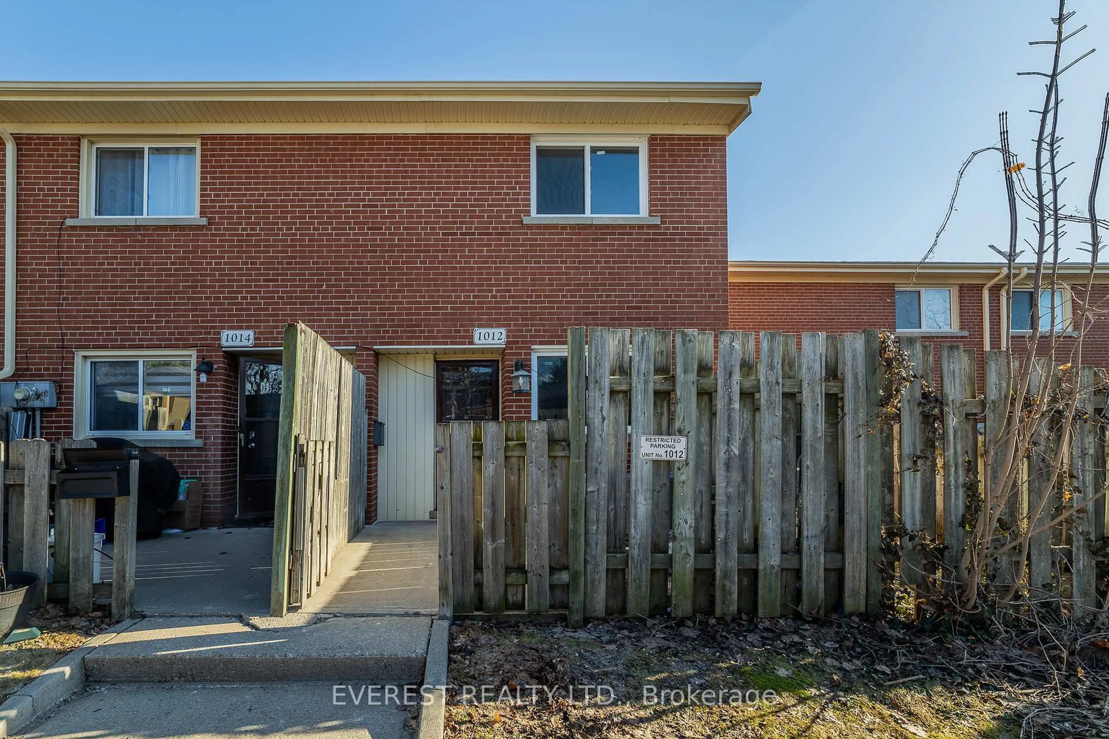 Home with brick exterior material, street for 1012 Kipps Lane #12, London East Ontario N5Y 4S5