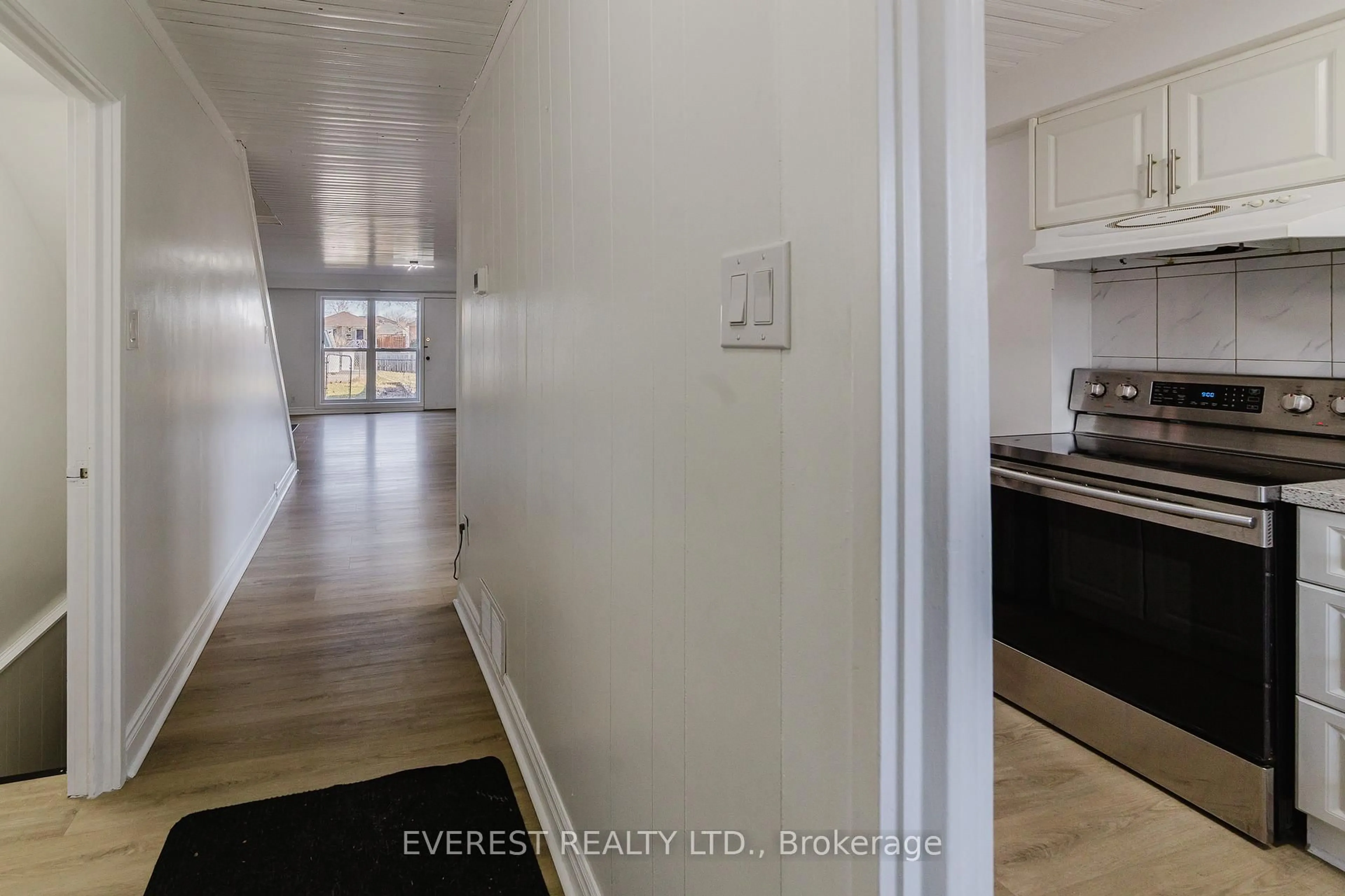 Unknown for 1012 Kipps Lane #12, London East Ontario N5Y 4S5