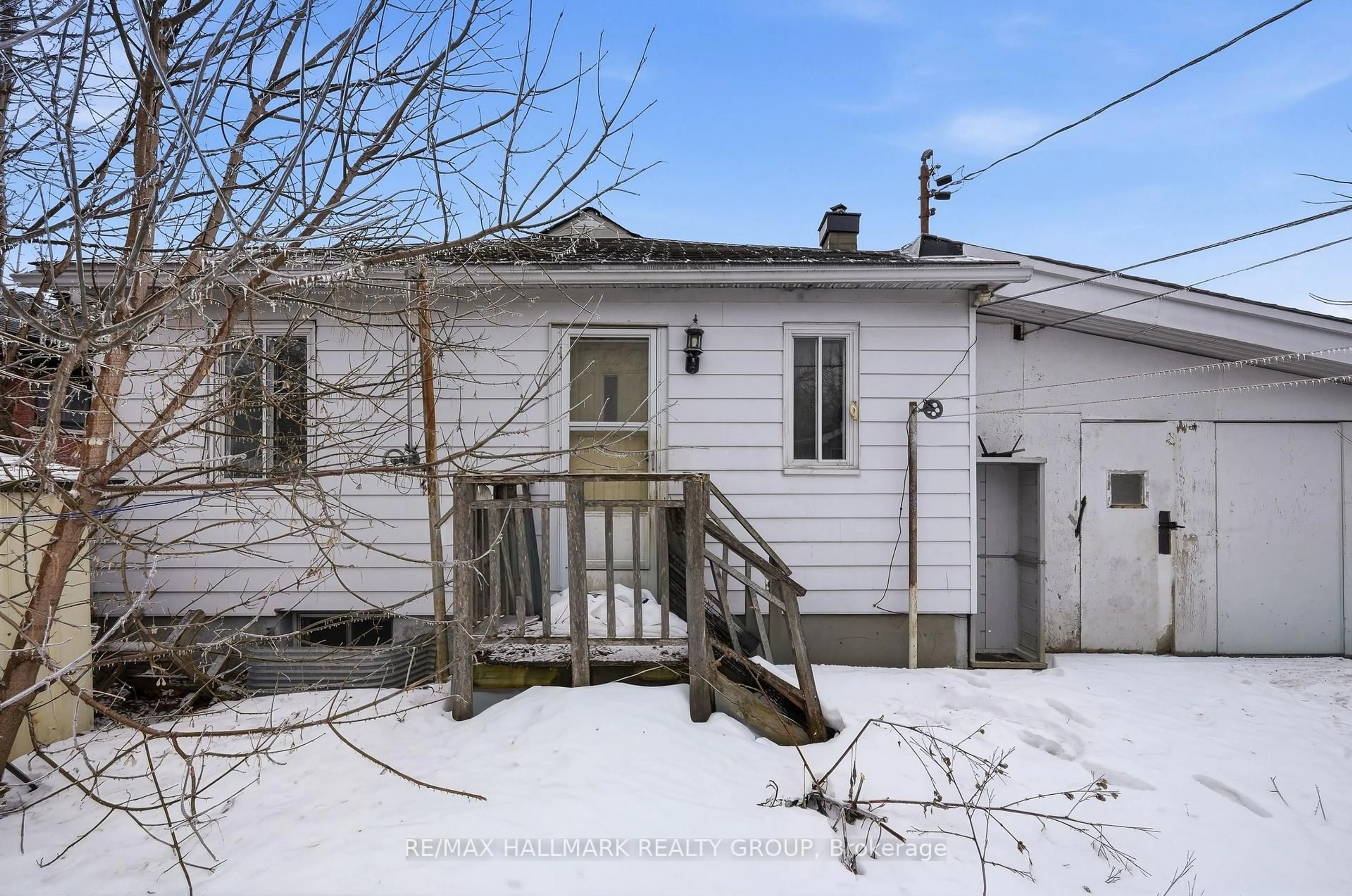 Shed for 479 Newman Ave, Ottawa Ontario K1K 1N8