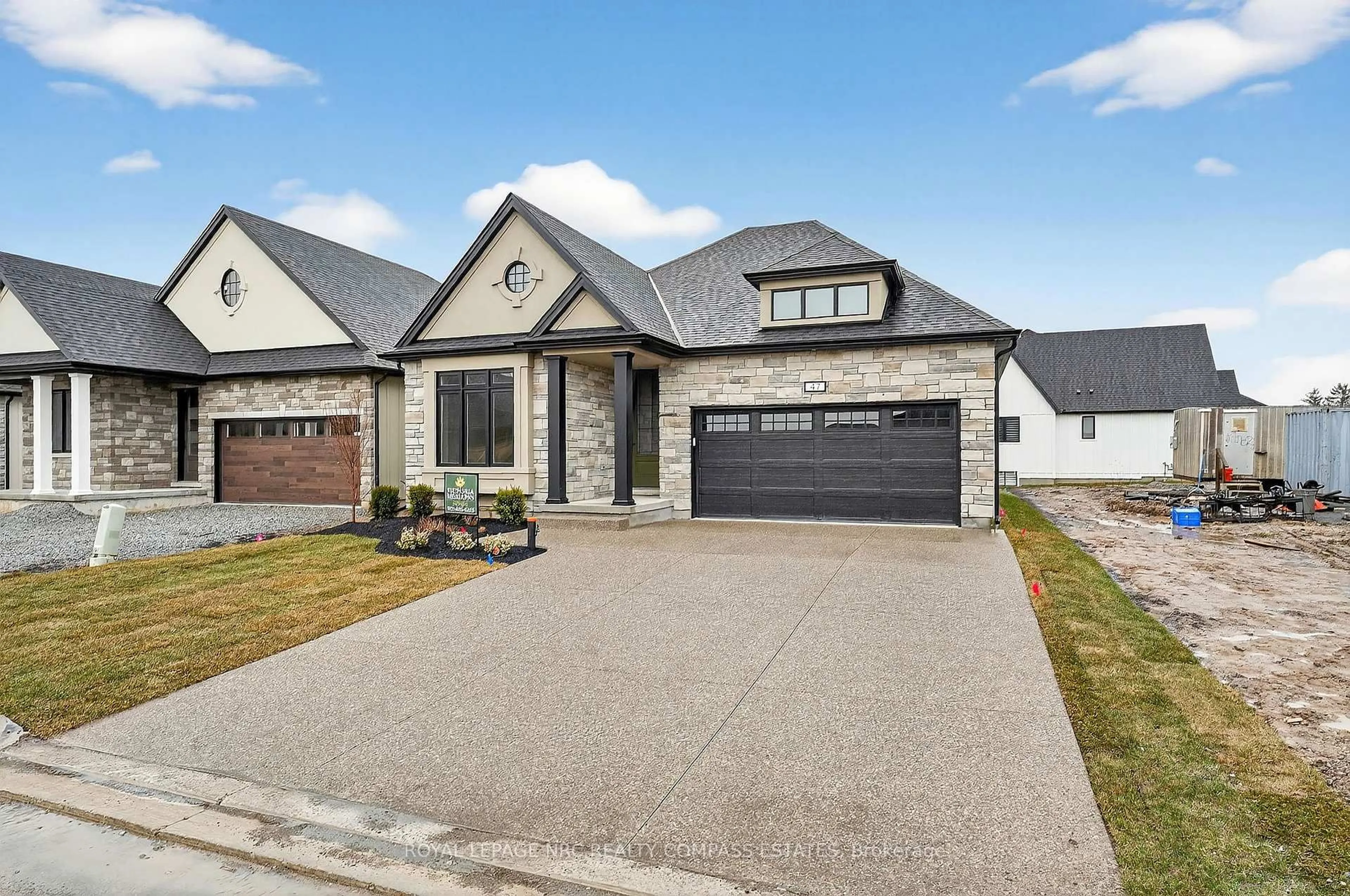 Home with brick exterior material, street for 47 Oakley Dr, Niagara-on-the-Lake Ontario L0S 1J0