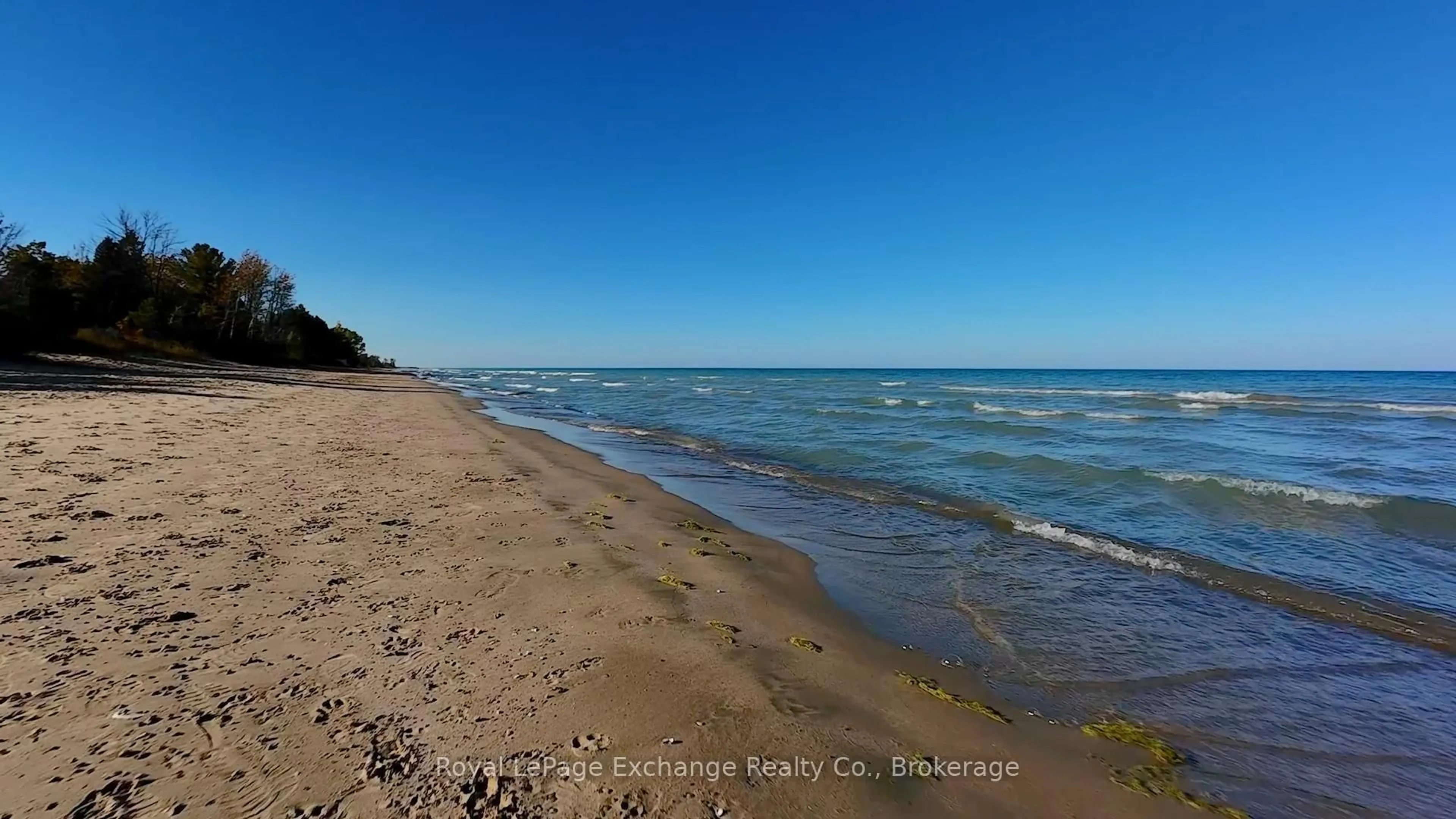 Blurry image for 40 vozka Dr, Huron-Kinloss Ontario N2Z 0B3