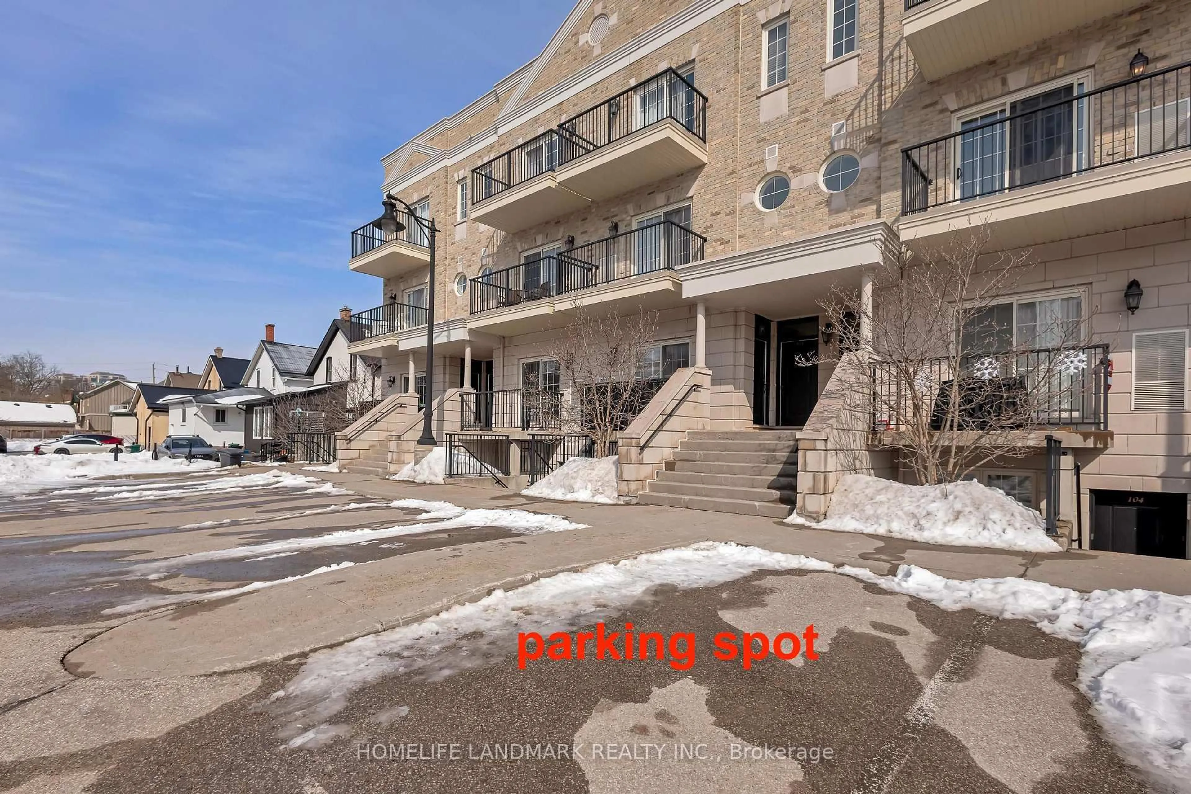Patio, unknown for 133 Park St #4, Waterloo Ontario N2L 0B2