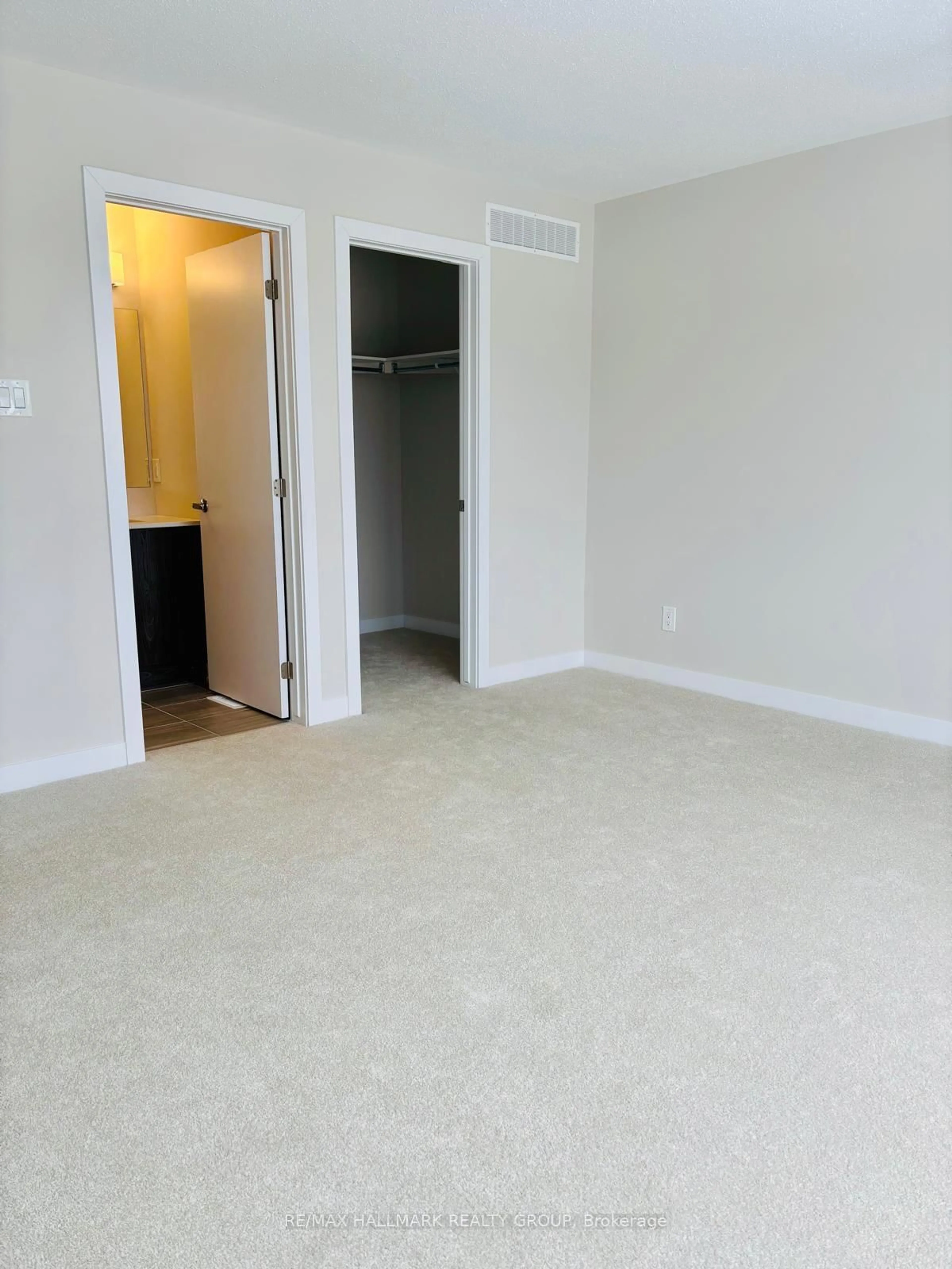 A pic of a room for 170 Conservancy Dr, Nepean Ontario K2J 7L8