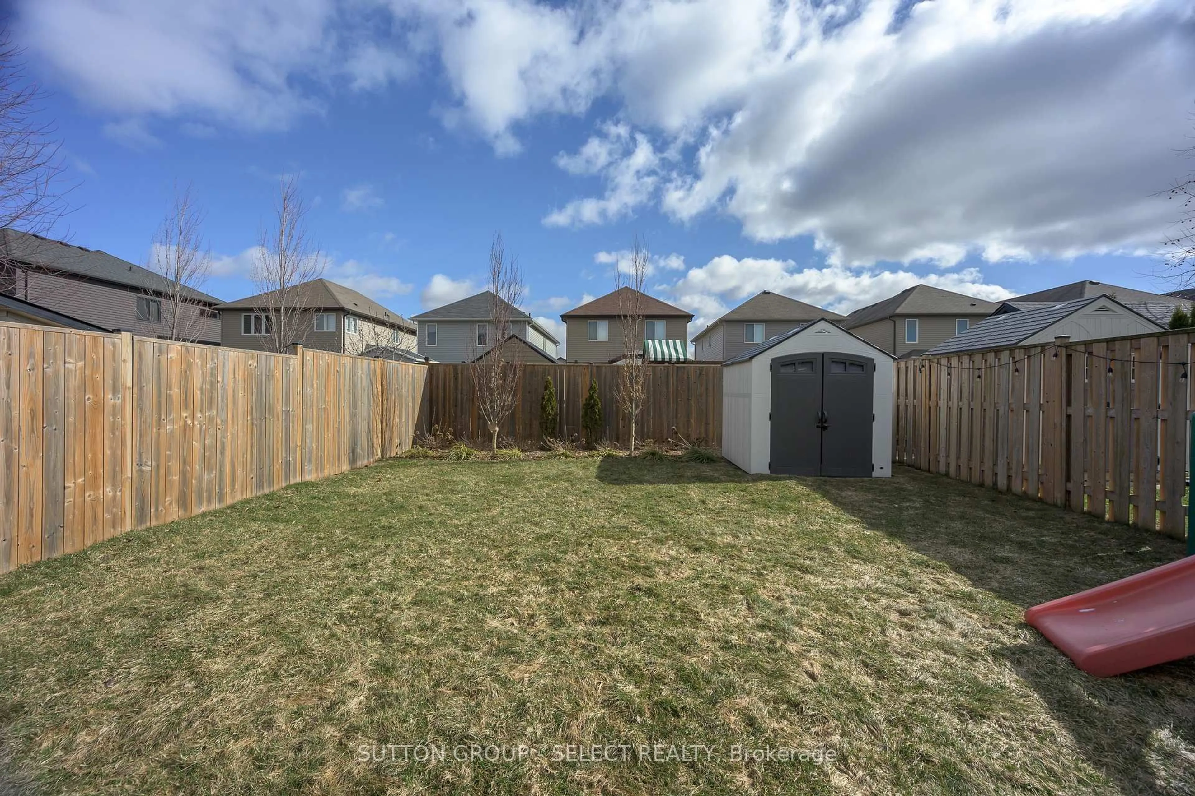 A pic from outside/outdoor area/front of a property/back of a property/a pic from drone, street for 1874 Reilly Walk, London North Ontario N5X 0H8