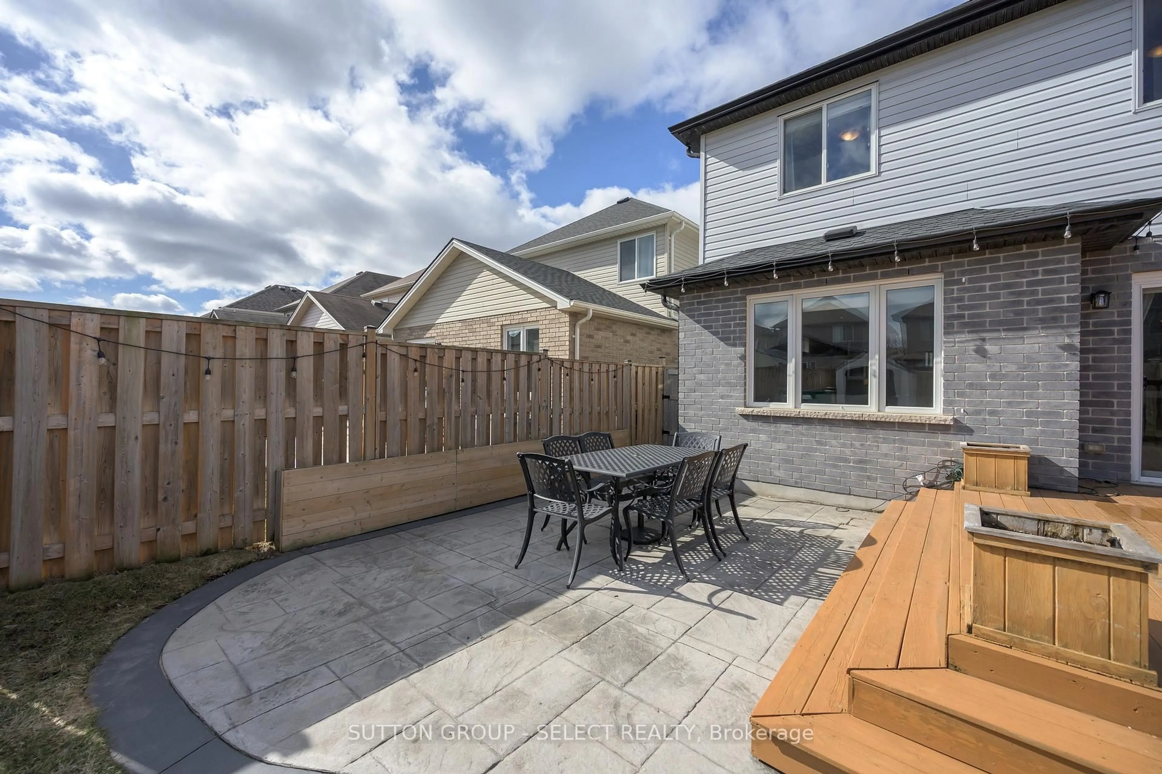 Patio, street for 1874 Reilly Walk, London North Ontario N5X 0H8