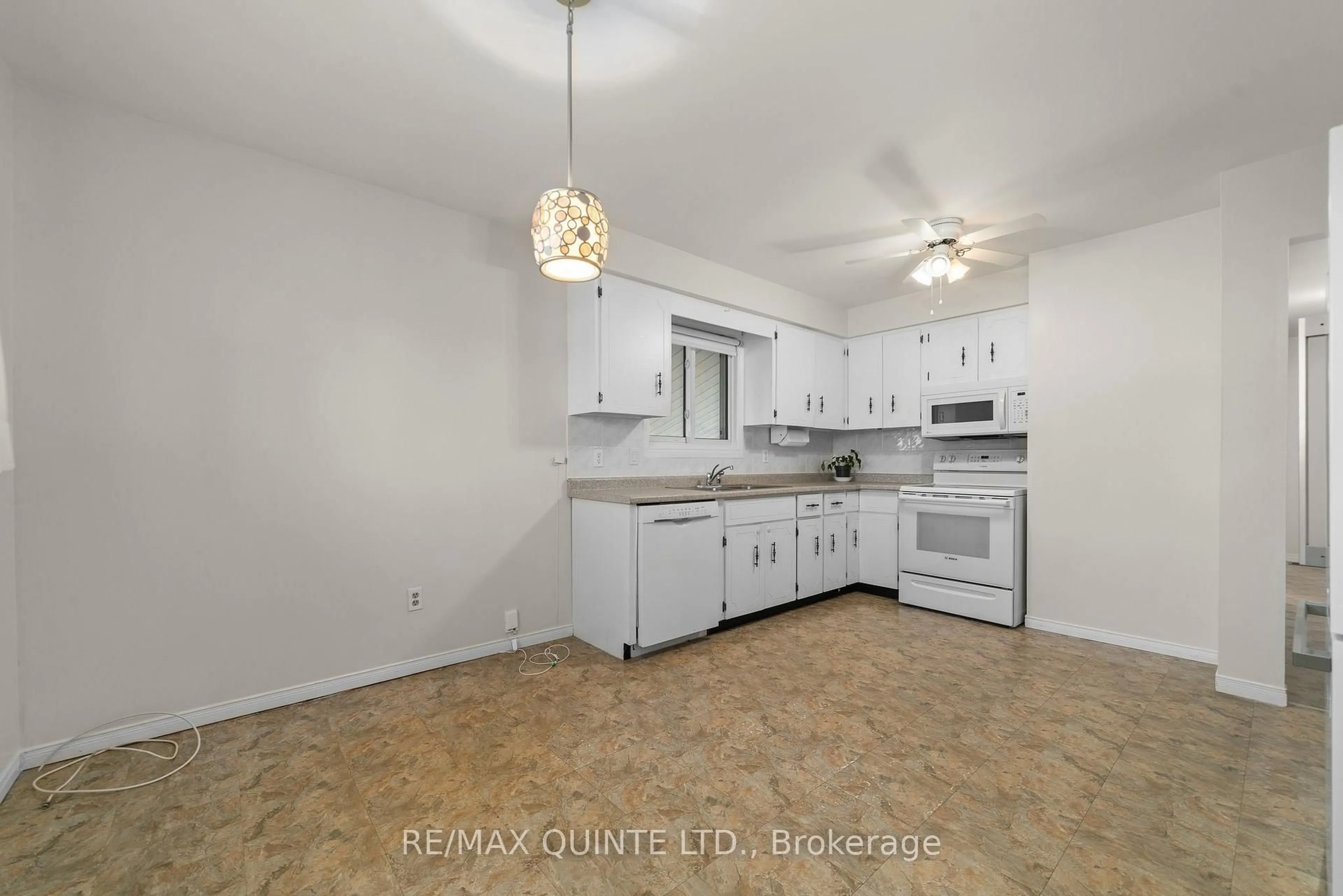 Unknown for 7 Herman St, Belleville Ontario K8N 4W2