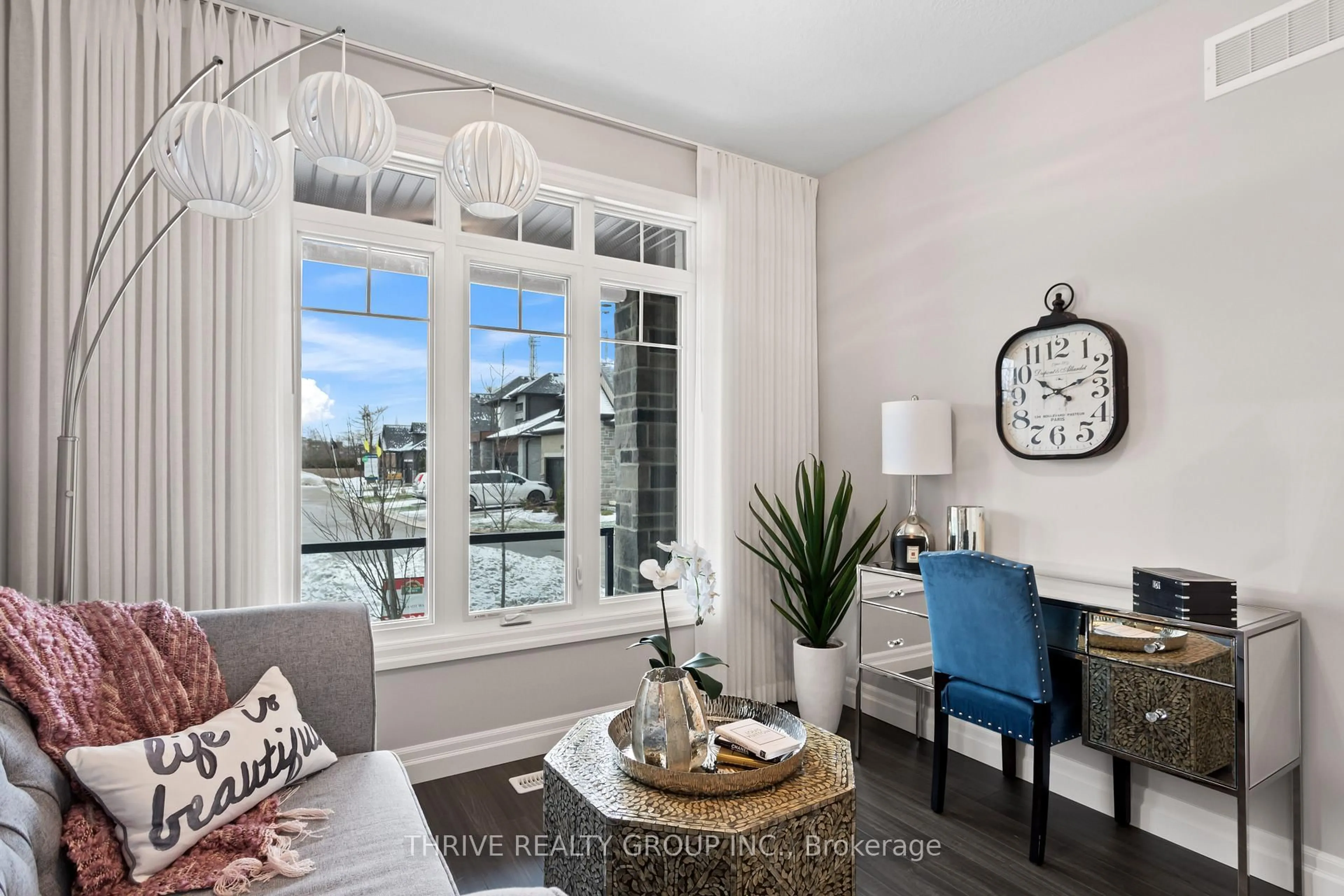 Living room with furniture, unknown for 1061 Eagletrace Dr #1, London North Ontario N6G 0T3