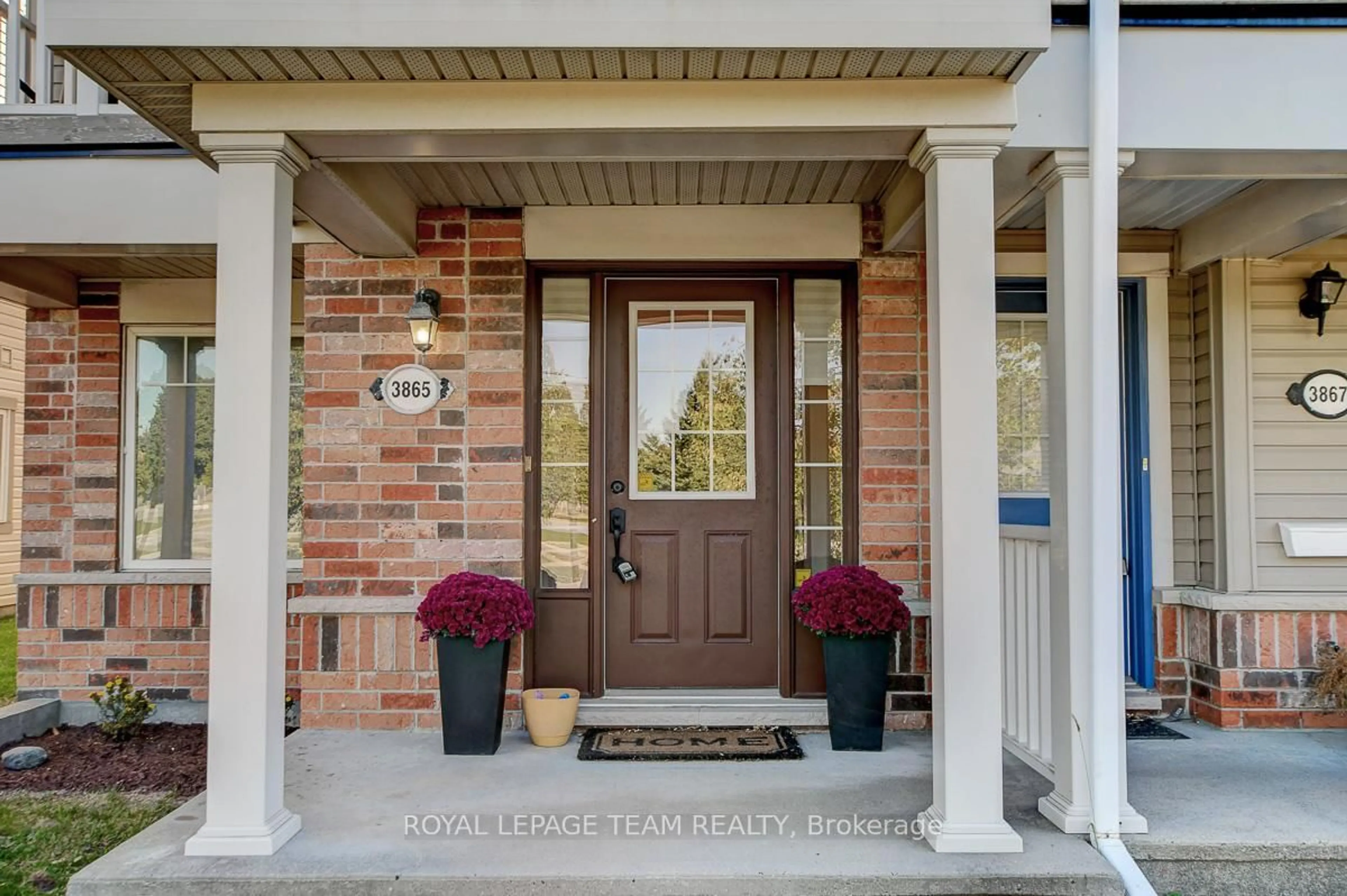 Indoor entryway for 3865 STRANDHERD Dr, Ottawa Ontario K2J 0K3