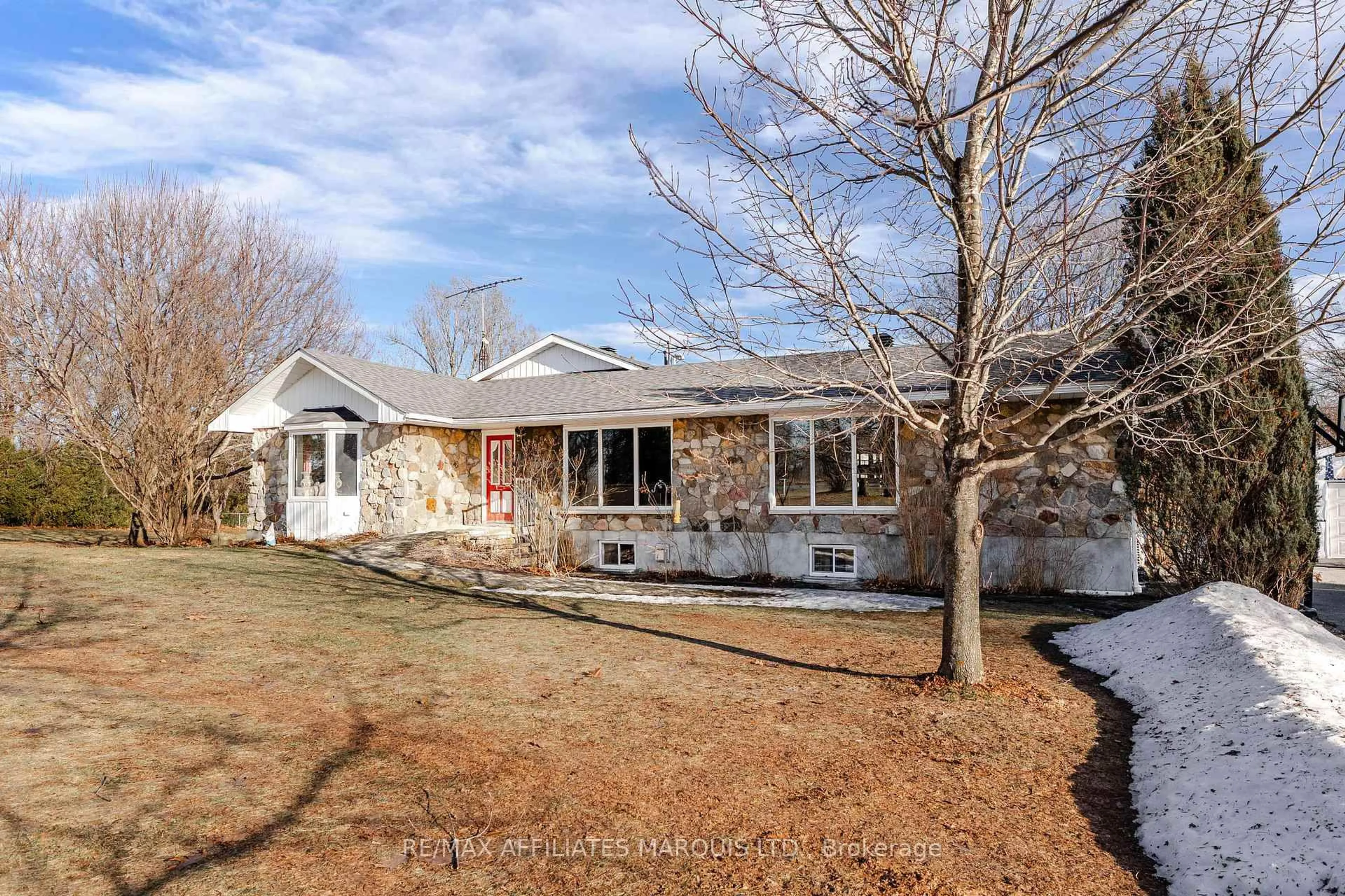 A pic from outside/outdoor area/front of a property/back of a property/a pic from drone, street for 18824 Glen Rd, South Glengarry Ontario K0C 2J0