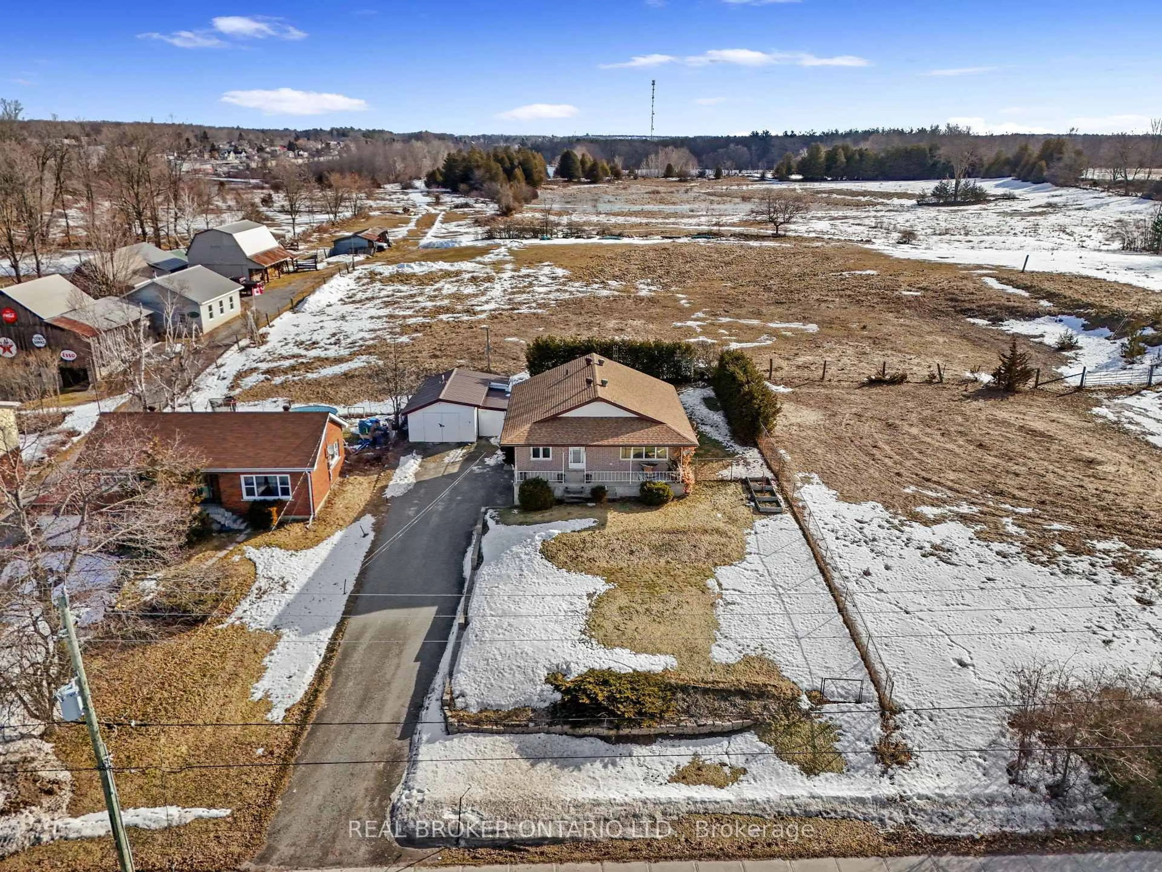 A pic from outside/outdoor area/front of a property/back of a property/a pic from drone, street for 42 Concession St, Havelock-Belmont-Methuen Ontario K0L 1Z0