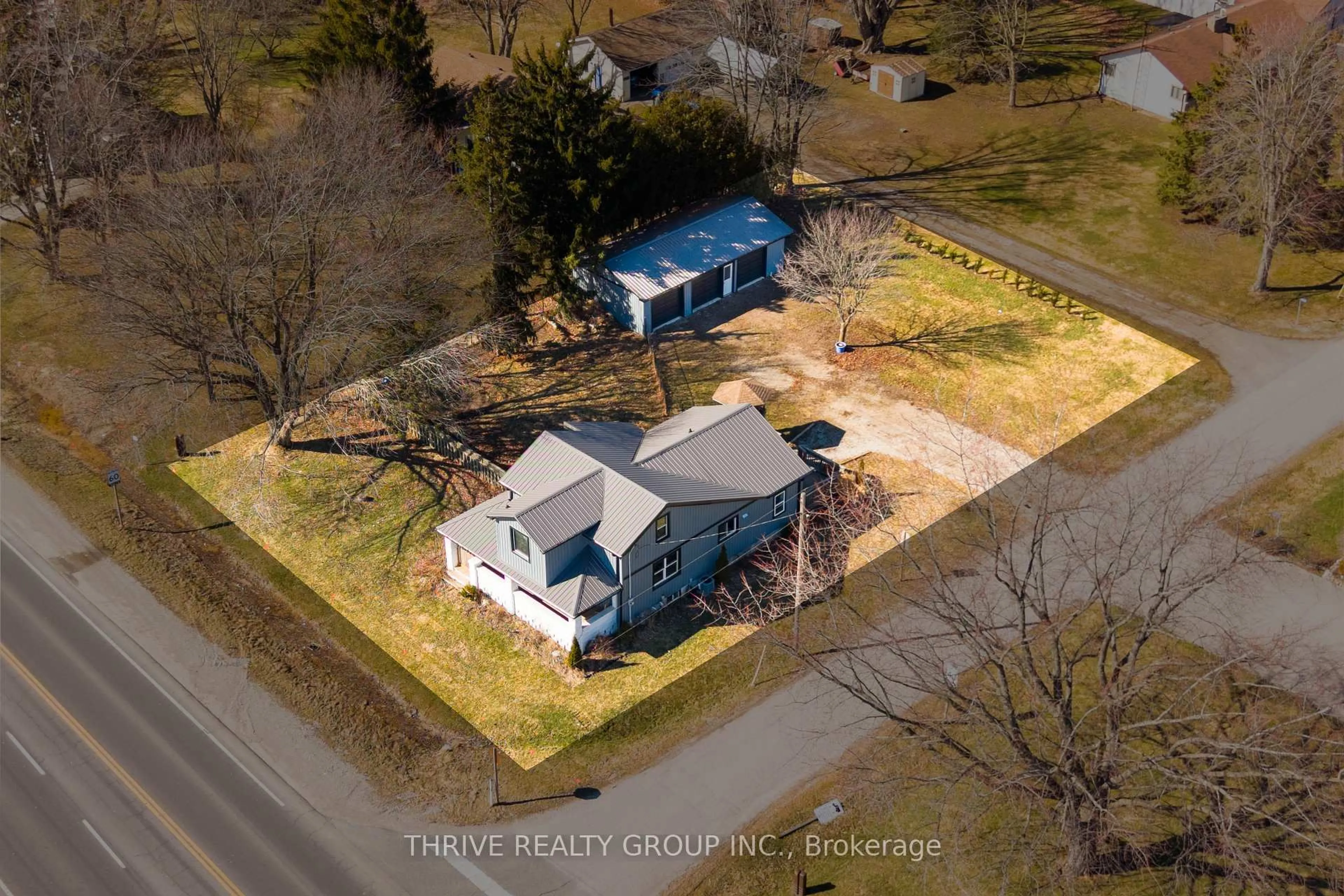 A pic from outside/outdoor area/front of a property/back of a property/a pic from drone, street for 9445 PRIOR St, Malahide Ontario N5P 3S7