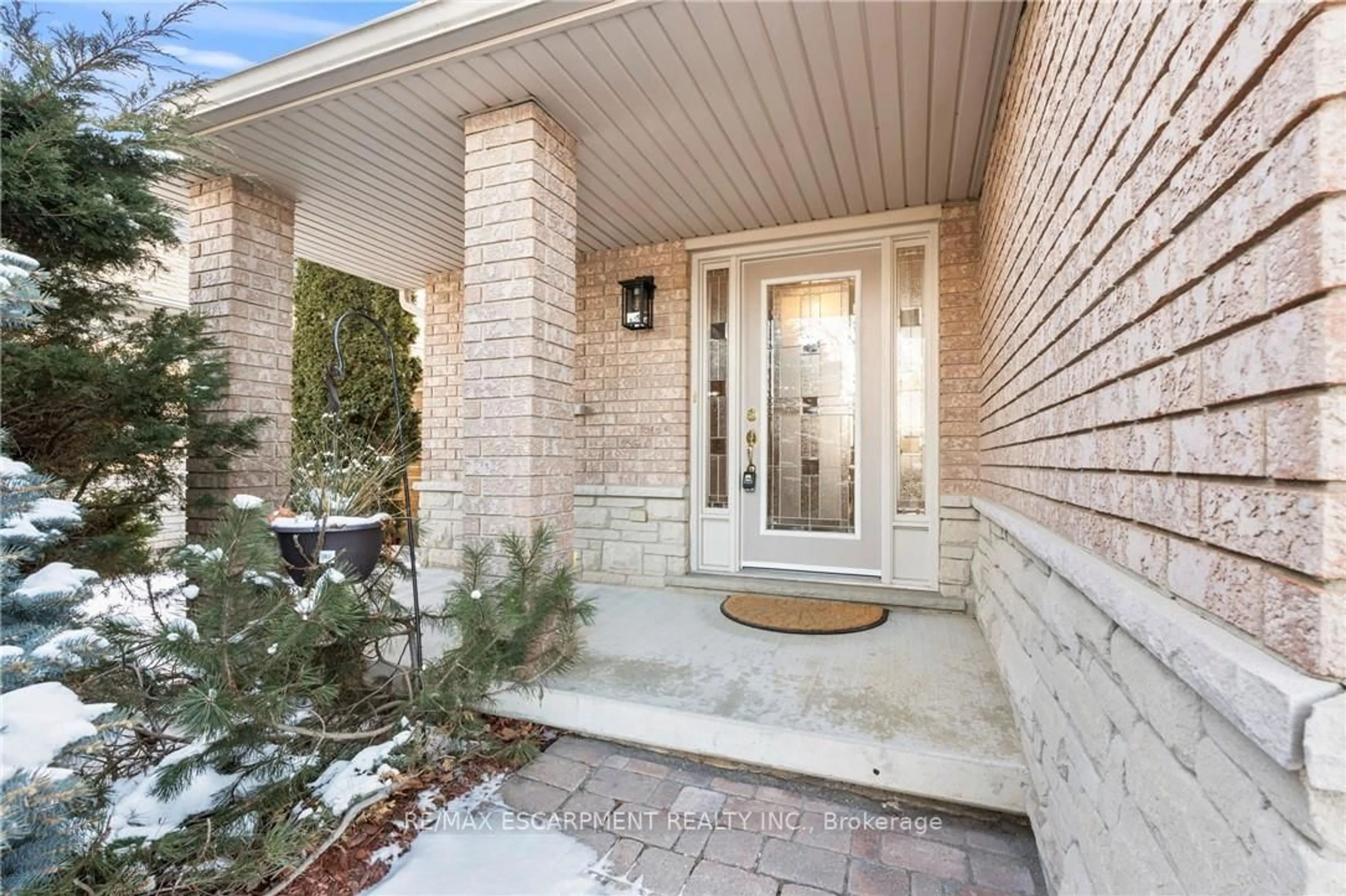 Unknown for 42 Archer Way, Hamilton Ontario L0R 1W0