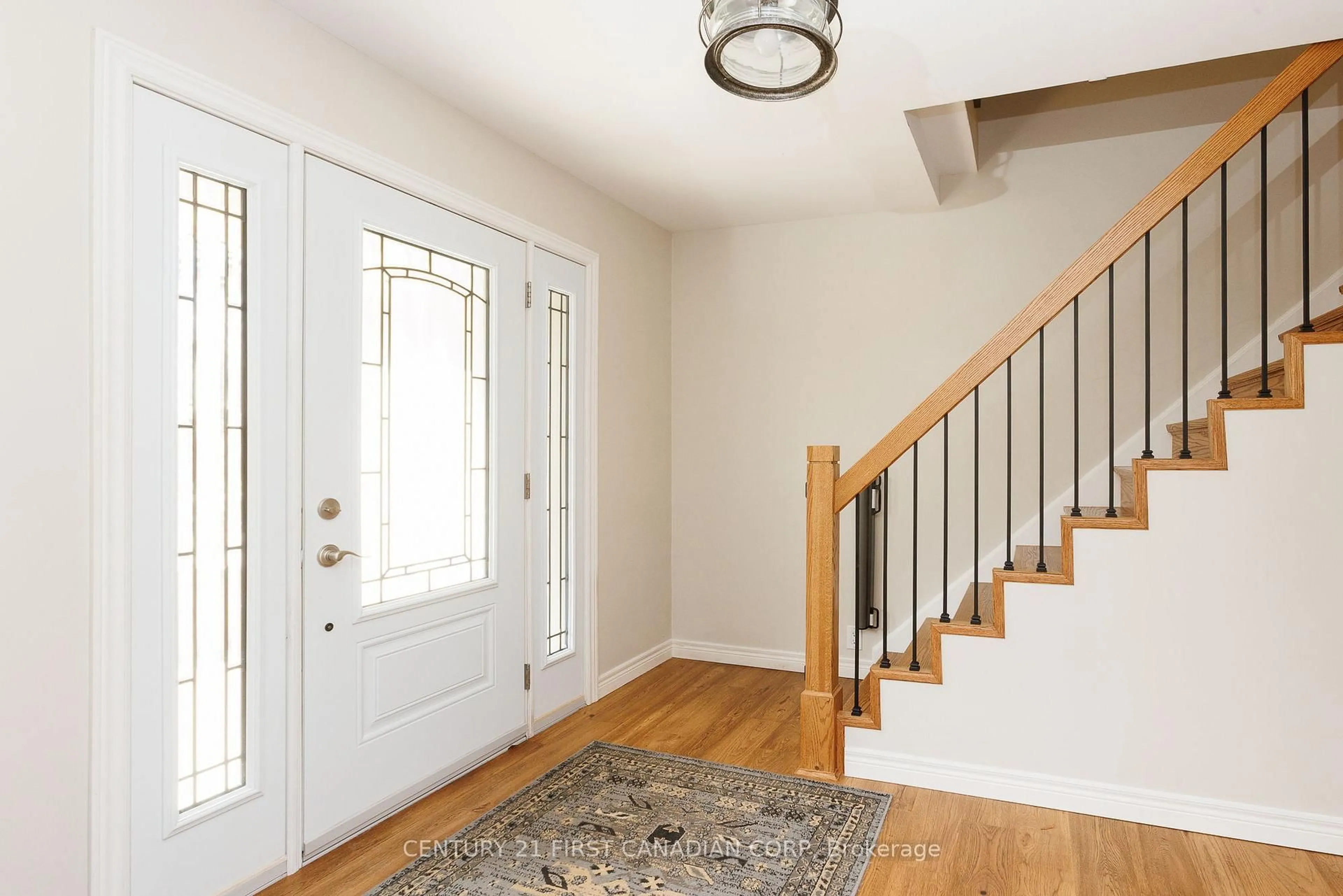 Indoor entryway for 737 Village Green Ave, London South Ontario N6K 1H3