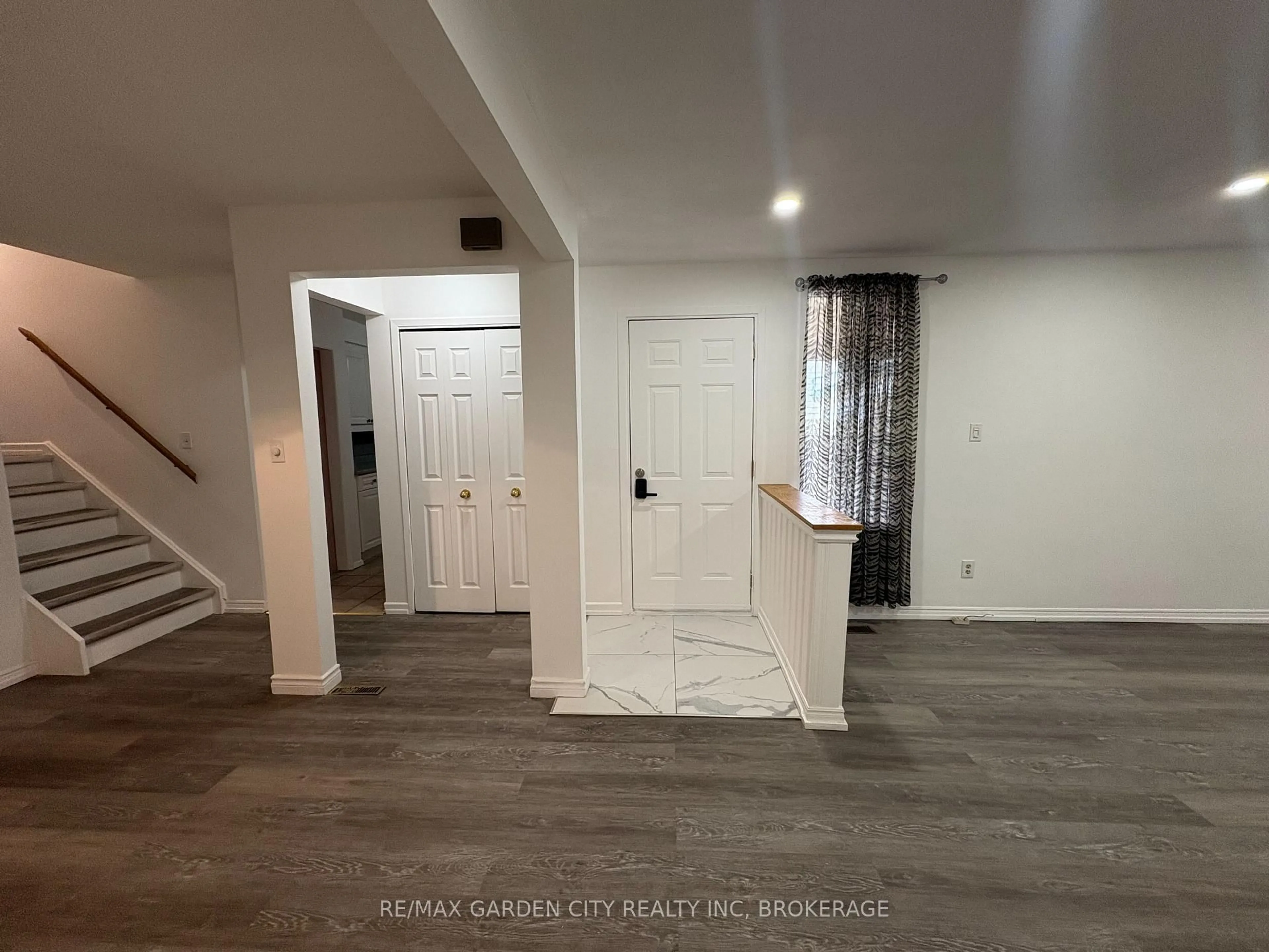 A pic of a room for 30 DEBORAH Crt, St. Catharines Ontario L2P 3R6