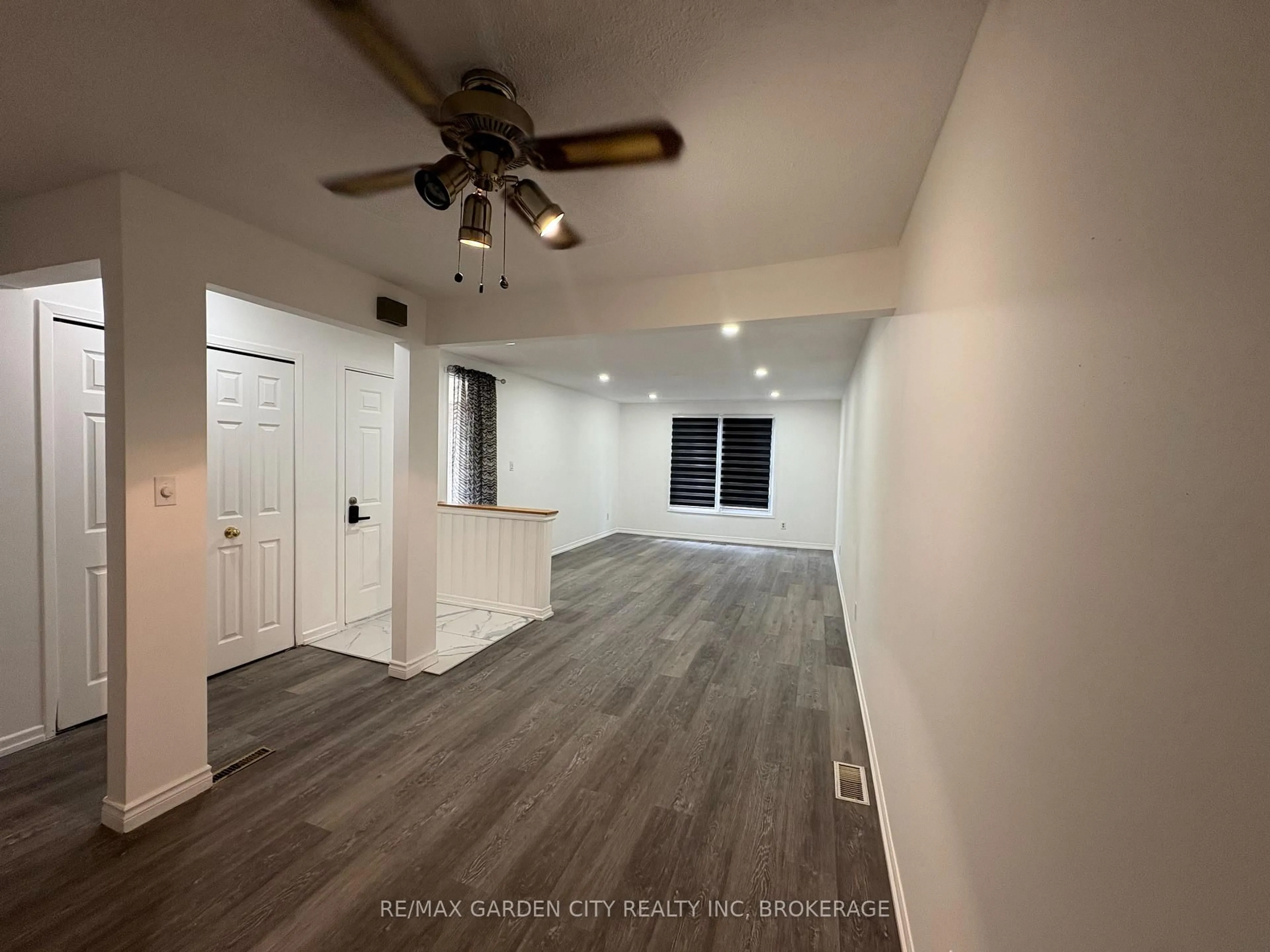 A pic of a room for 30 DEBORAH Crt, St. Catharines Ontario L2P 3R6