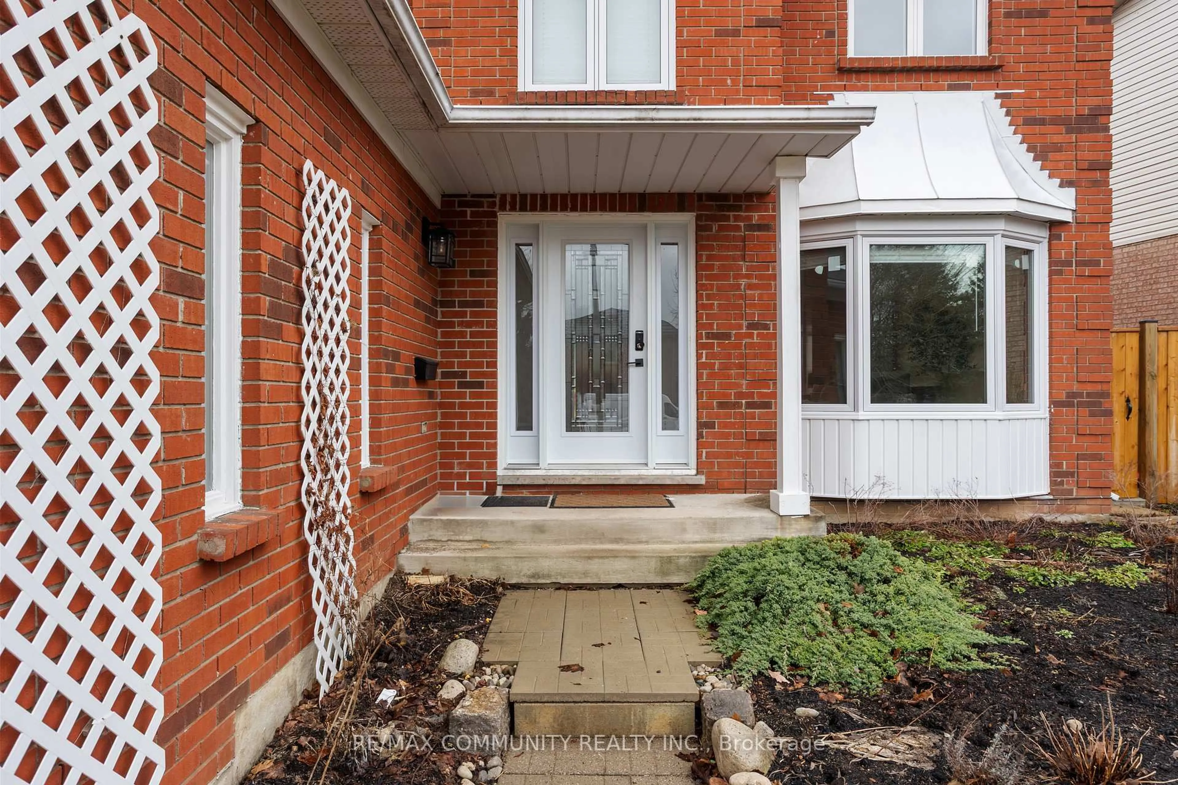 Home with brick exterior material, street for 127 Glenvalley Dr, Cambridge Ontario N1T 1R1
