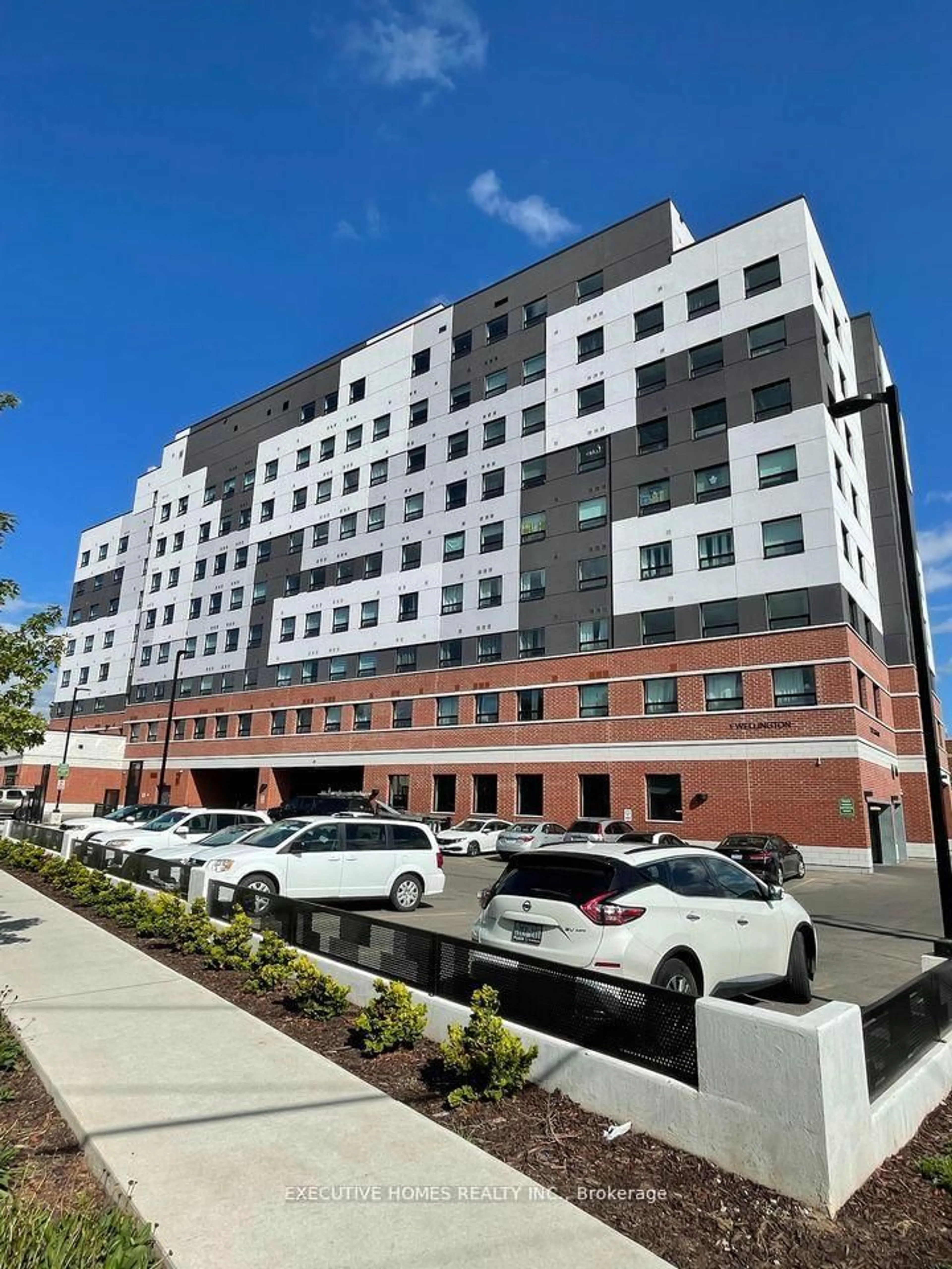 Unknown for 1 Wellington St #611, Brantford Ontario N3T 2L3