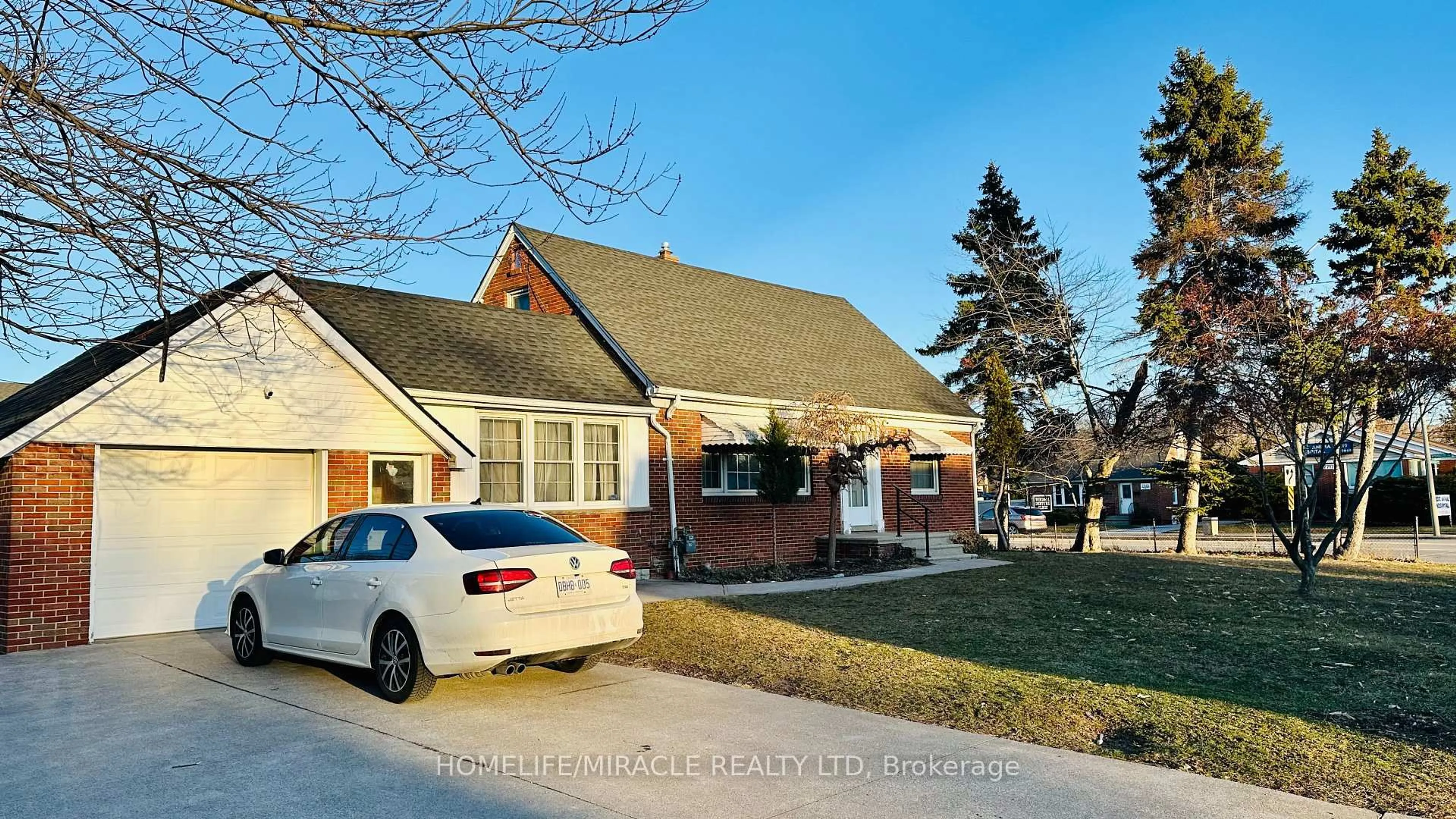 Home with brick exterior material, street for 486 Matthew Brady Ave, Windsor Ontario N8S 3J6