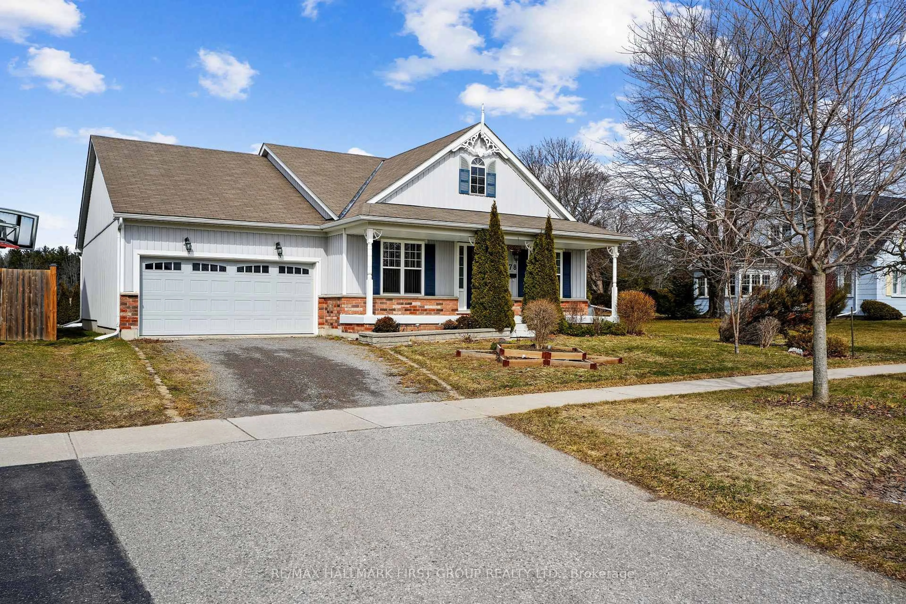 Home with vinyl exterior material, street for 378 Lakeshore Rd, Port Hope Ontario L1A 0A4