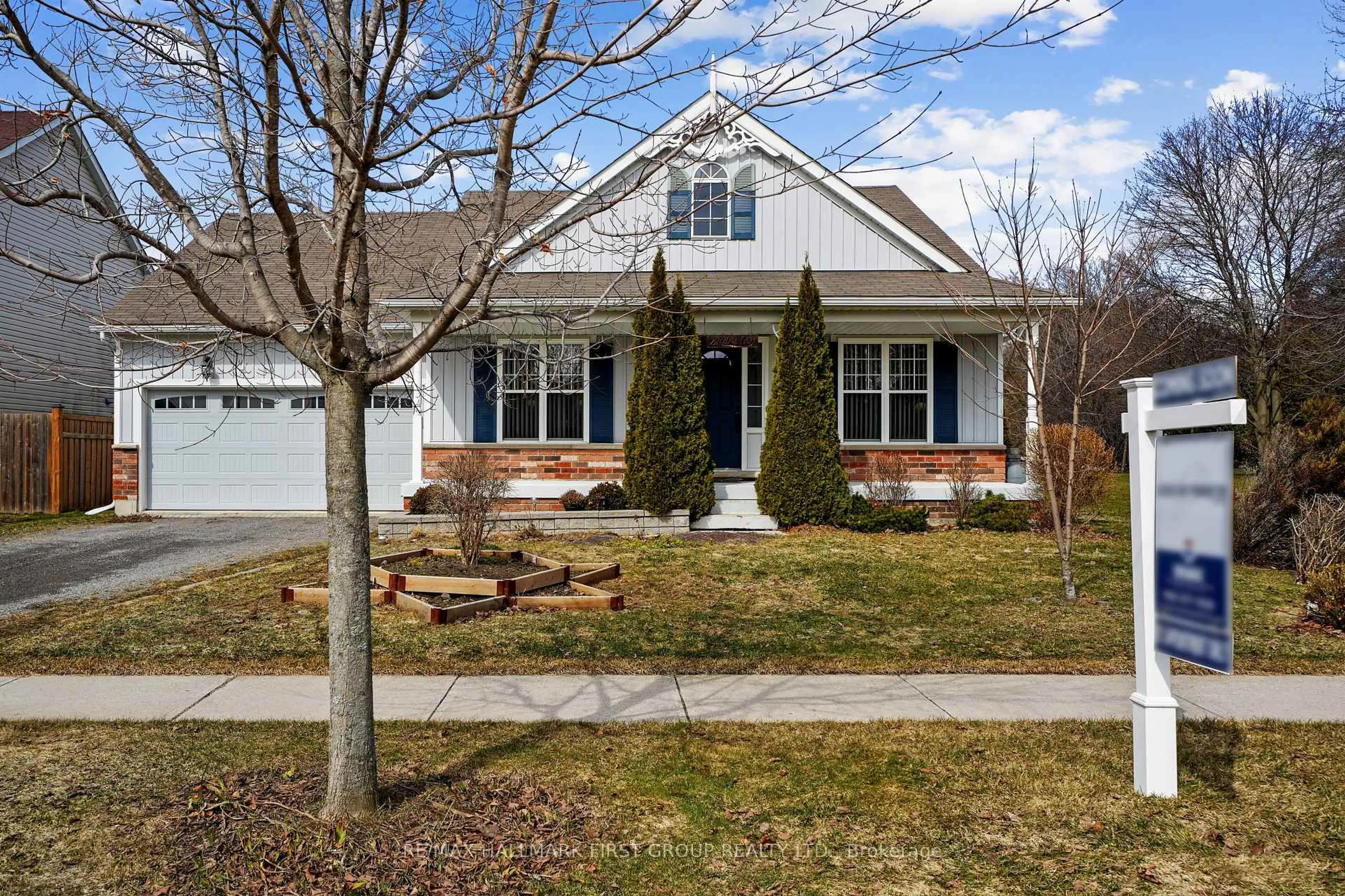 Home with vinyl exterior material, street for 378 Lakeshore Rd, Port Hope Ontario L1A 0A4