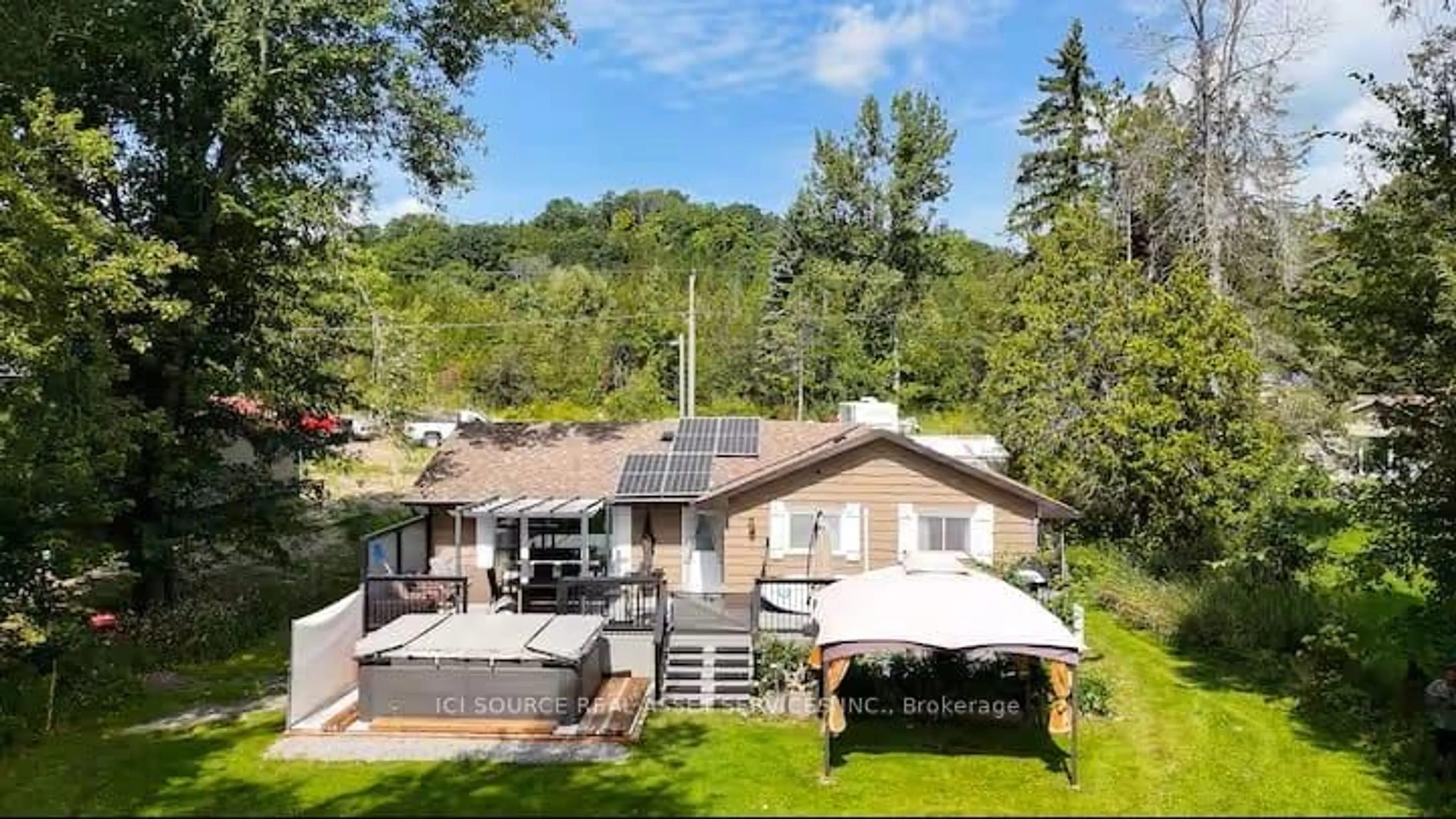 A pic from outside/outdoor area/front of a property/back of a property/a pic from drone, unknown for 106 Canal Lane, Hastings Ontario K0K 2C0